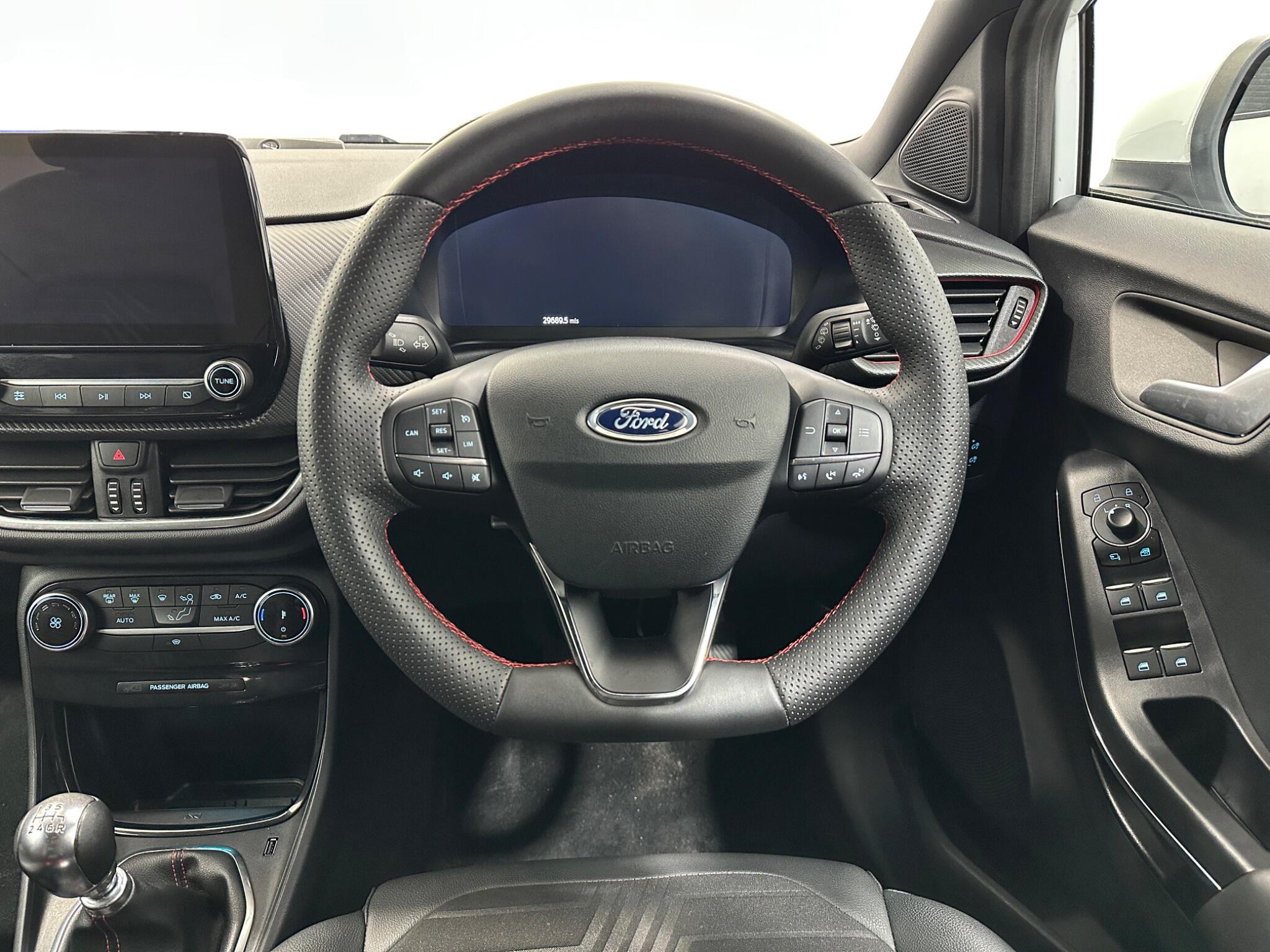 Ford Puma view 13