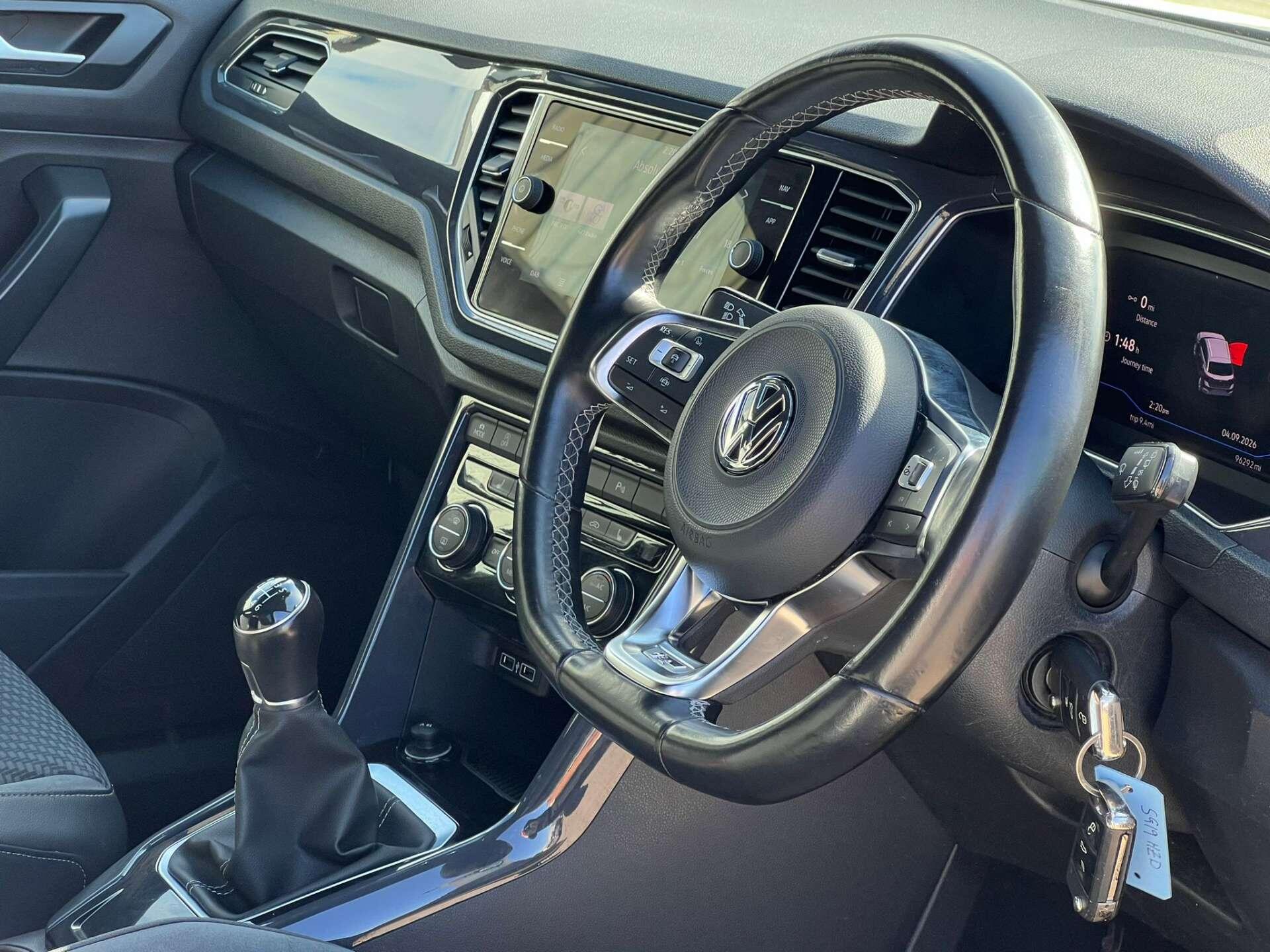 Volkswagen T-Roc view 44