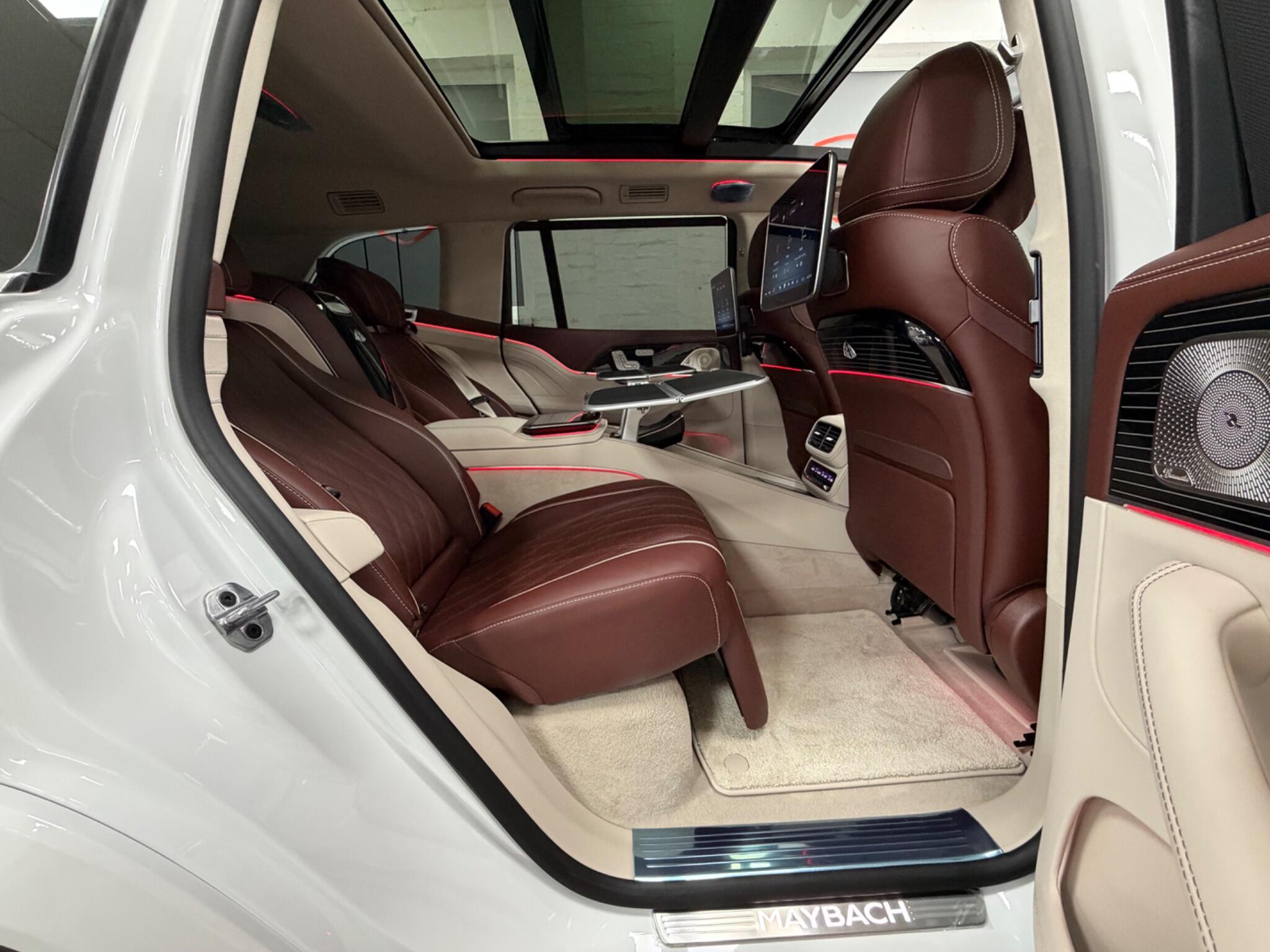 Mercedes-Benz GLS view 24