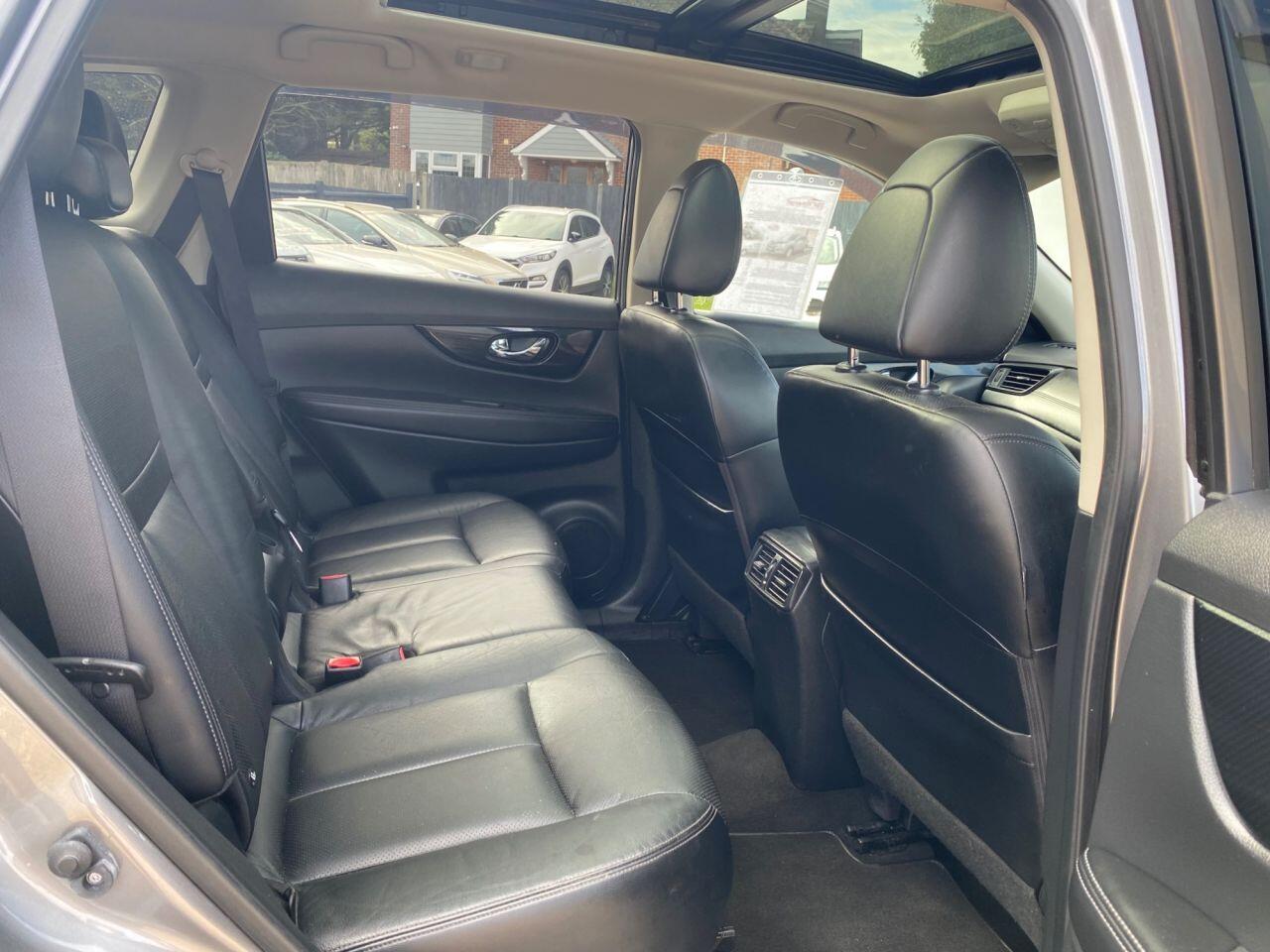 Nissan X-Trail view 12
