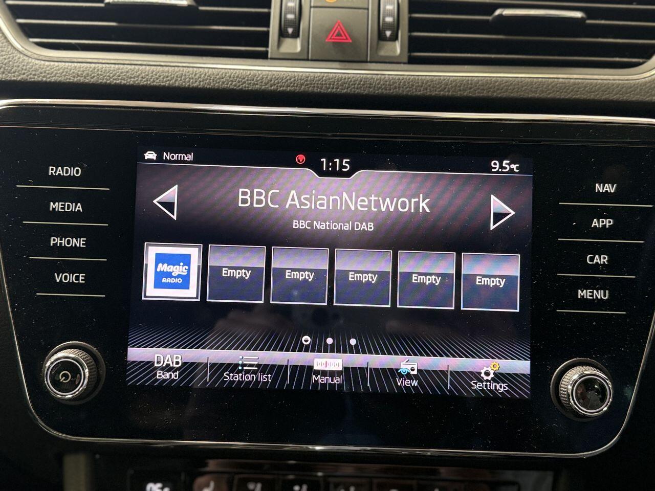 Skoda Superb view 41