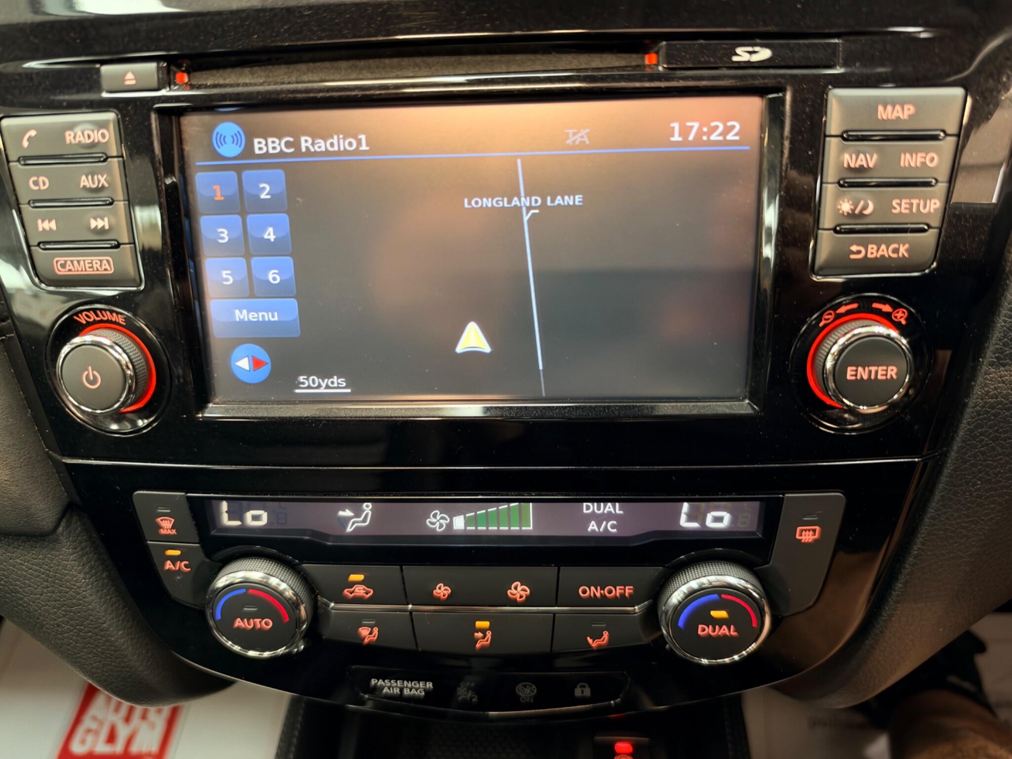 Nissan X-Trail view 22