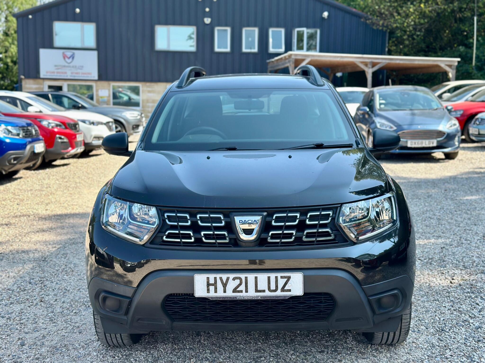 Dacia Duster view 3