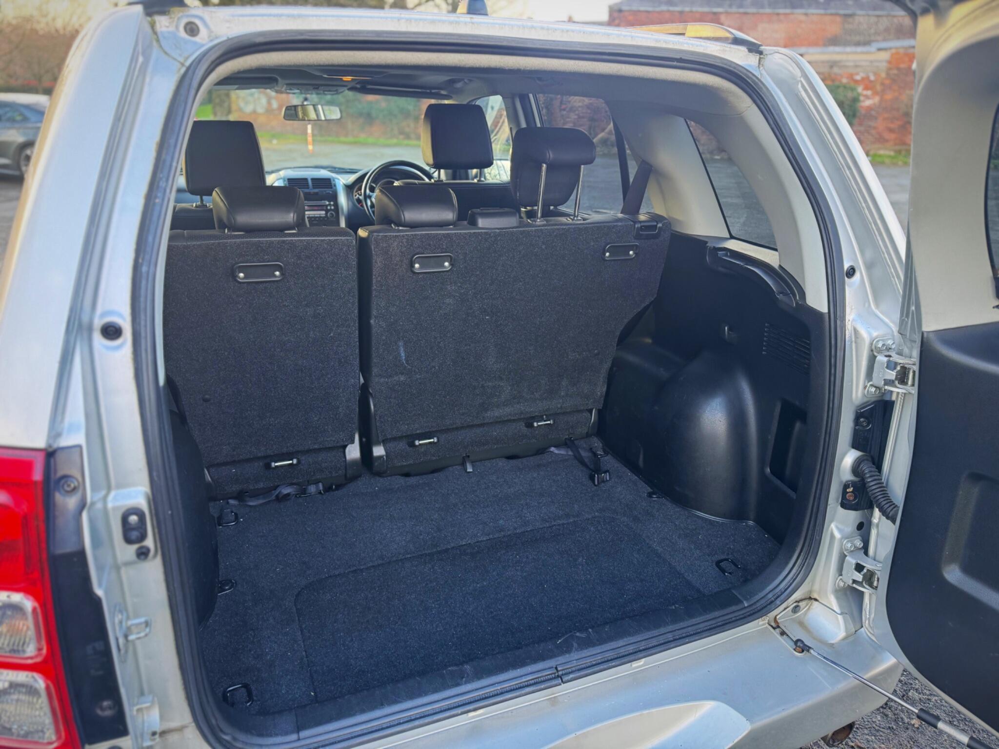 2010 Suzuki Grand Vitara 2.4 VVT SZ5 Auto 4WD Euro 4 5dr image 57