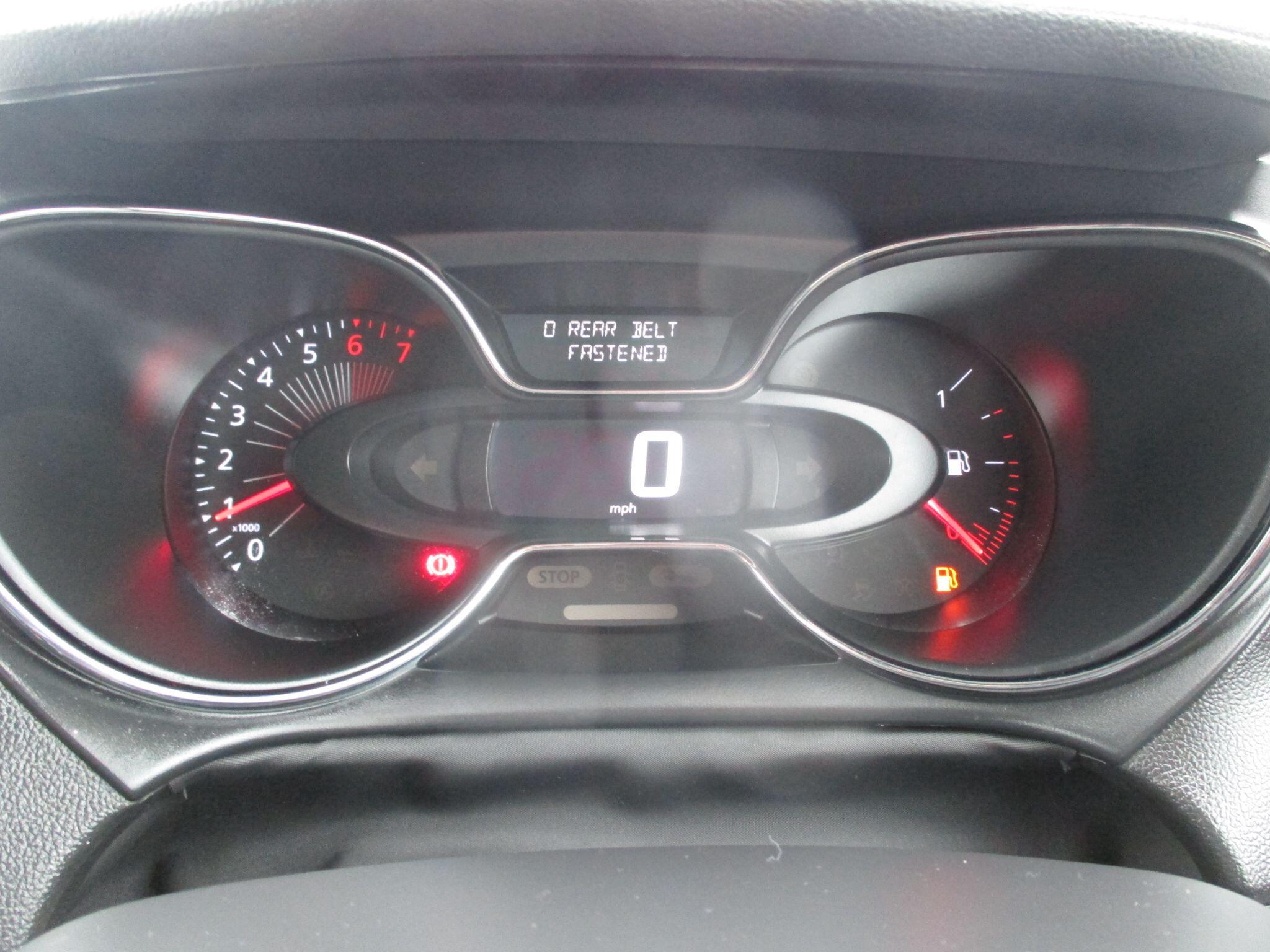 2017 Renault Captur 1.2 TCe ENERGY Dynamique S Nav Euro 6 (s/s) 5dr • 67,252 miles image 34