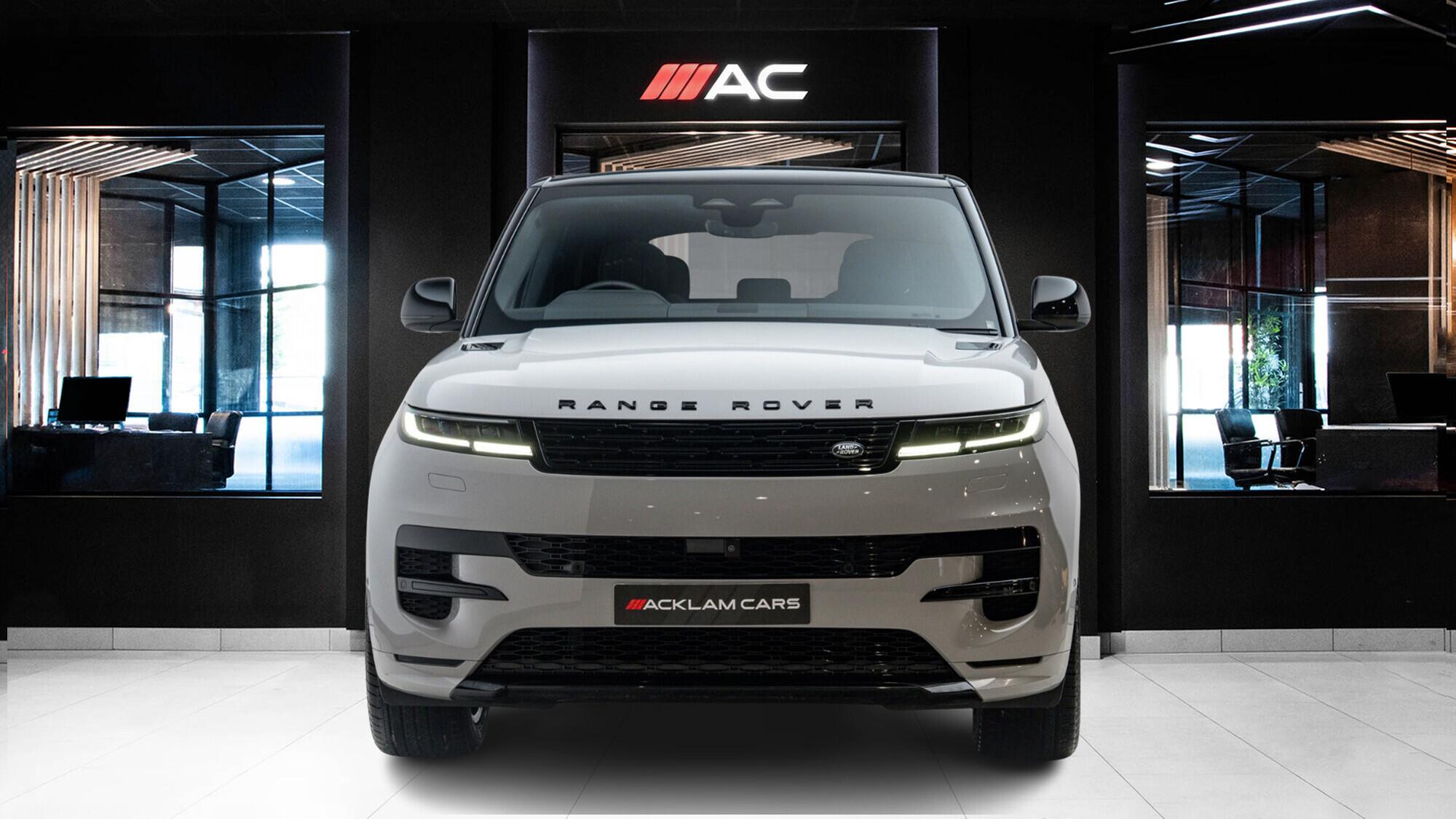 Land Rover Range Rover Sport view 2
