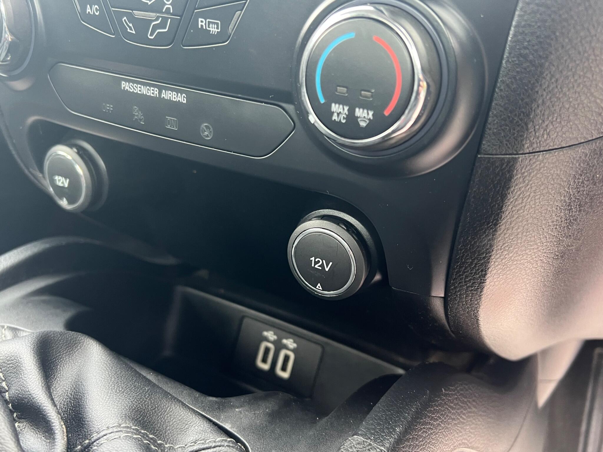Ford Ranger view 40