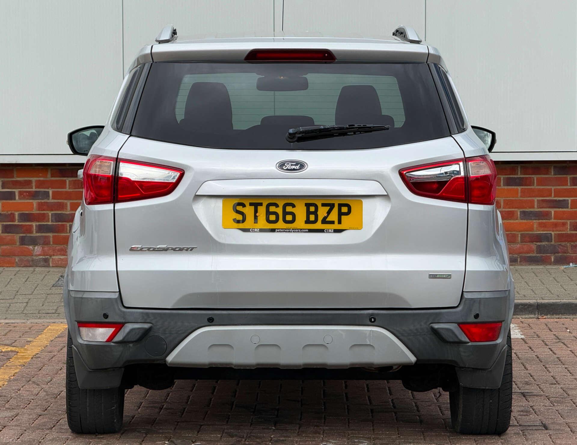 Ford Ecosport view 11