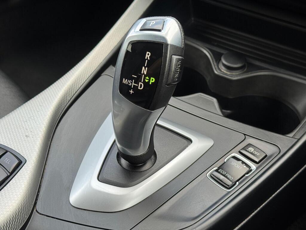 BMW 1 Series view 40