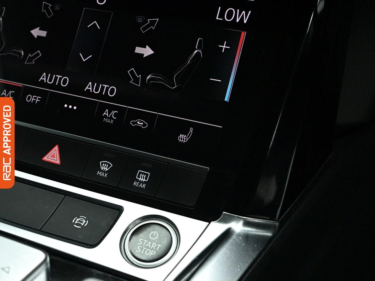 Audi E-Tron view 18