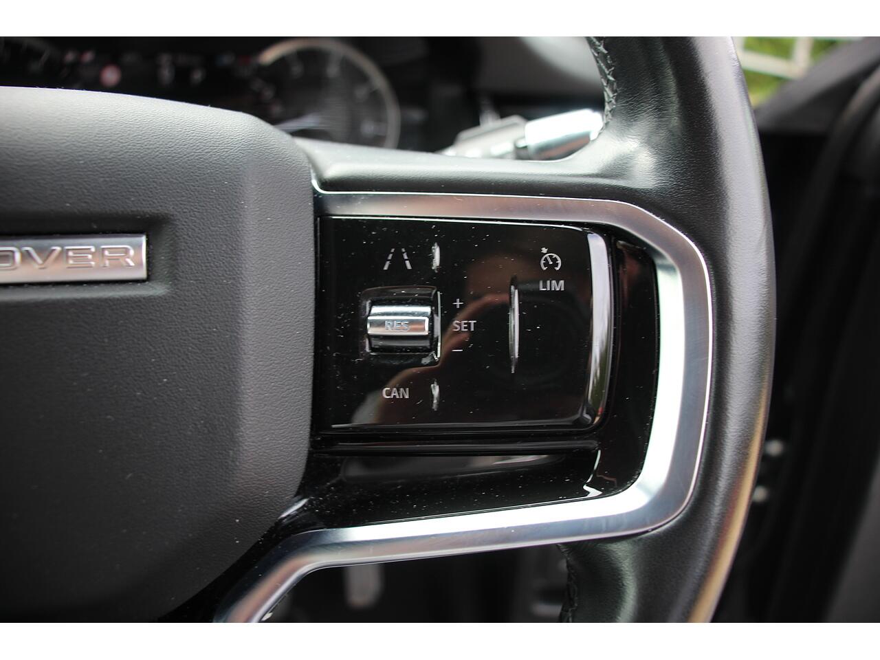 Land Rover Range Rover Evoque view 28