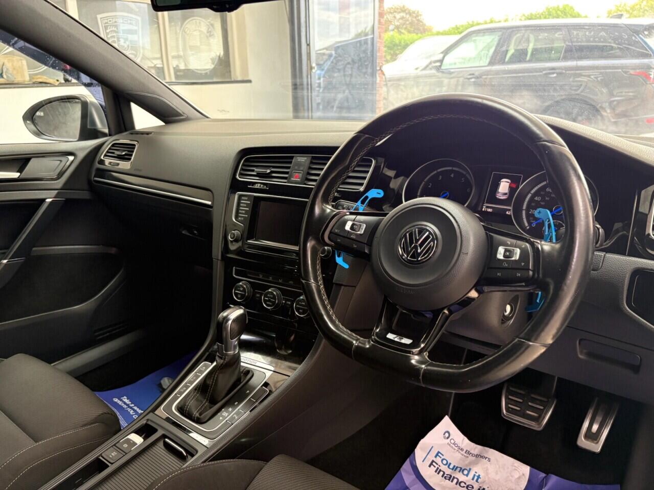Volkswagen Golf view 15