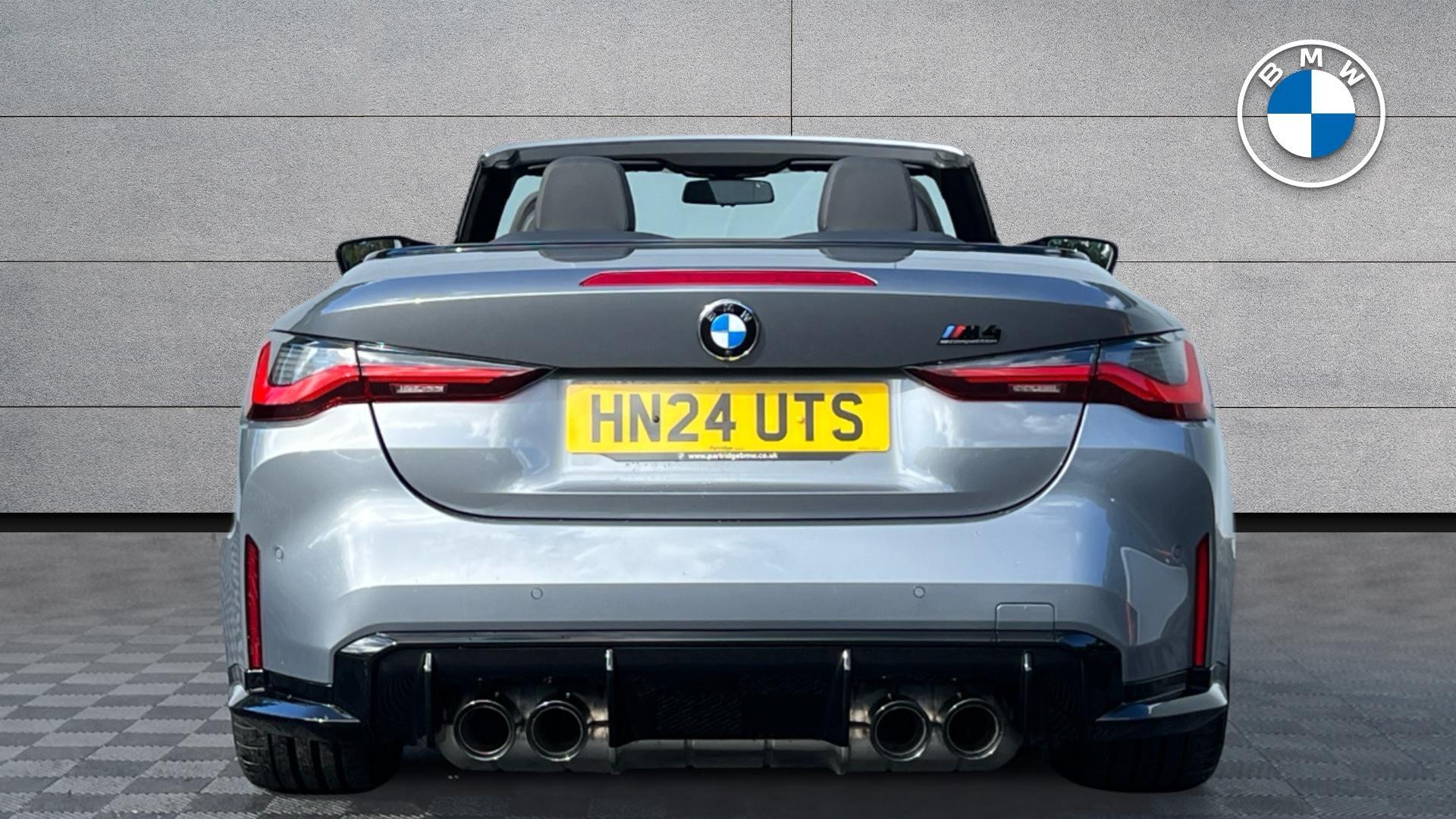 BMW M4 view 15