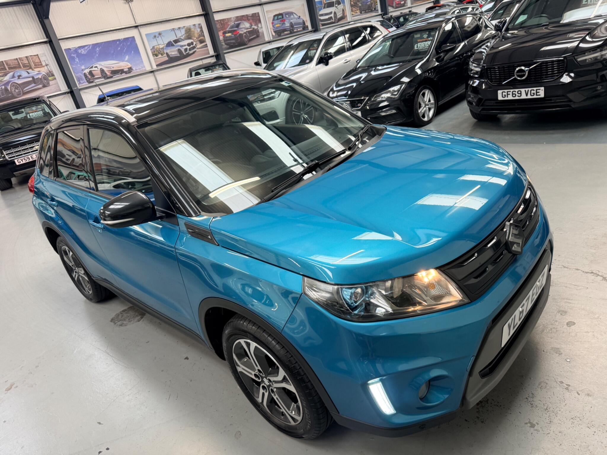Suzuki Vitara view 13