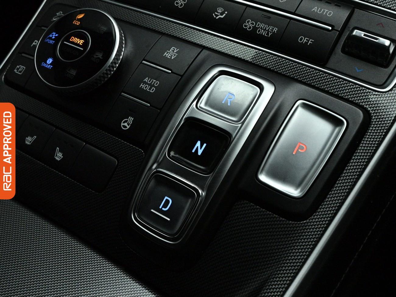 Hyundai Santa FE view 19