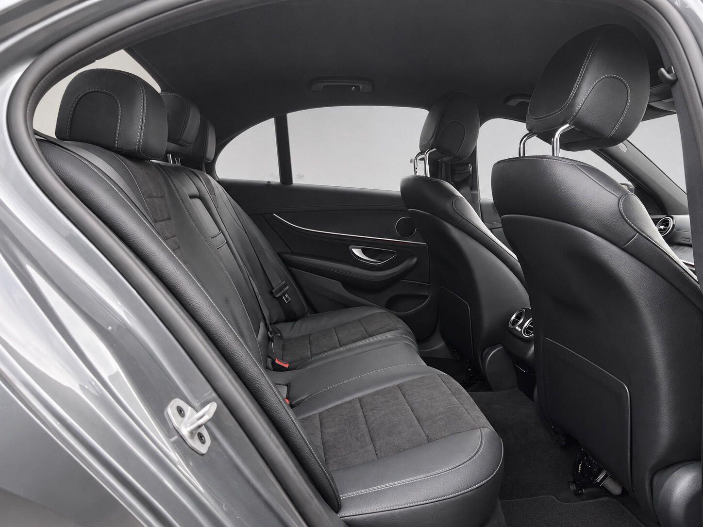 Mercedes-Benz E-Class view 30
