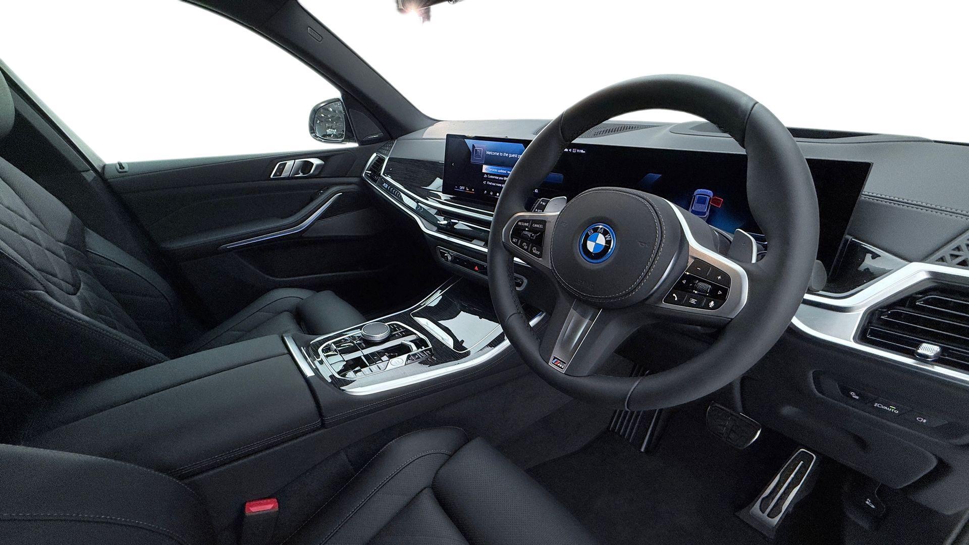 BMW X5 view 6