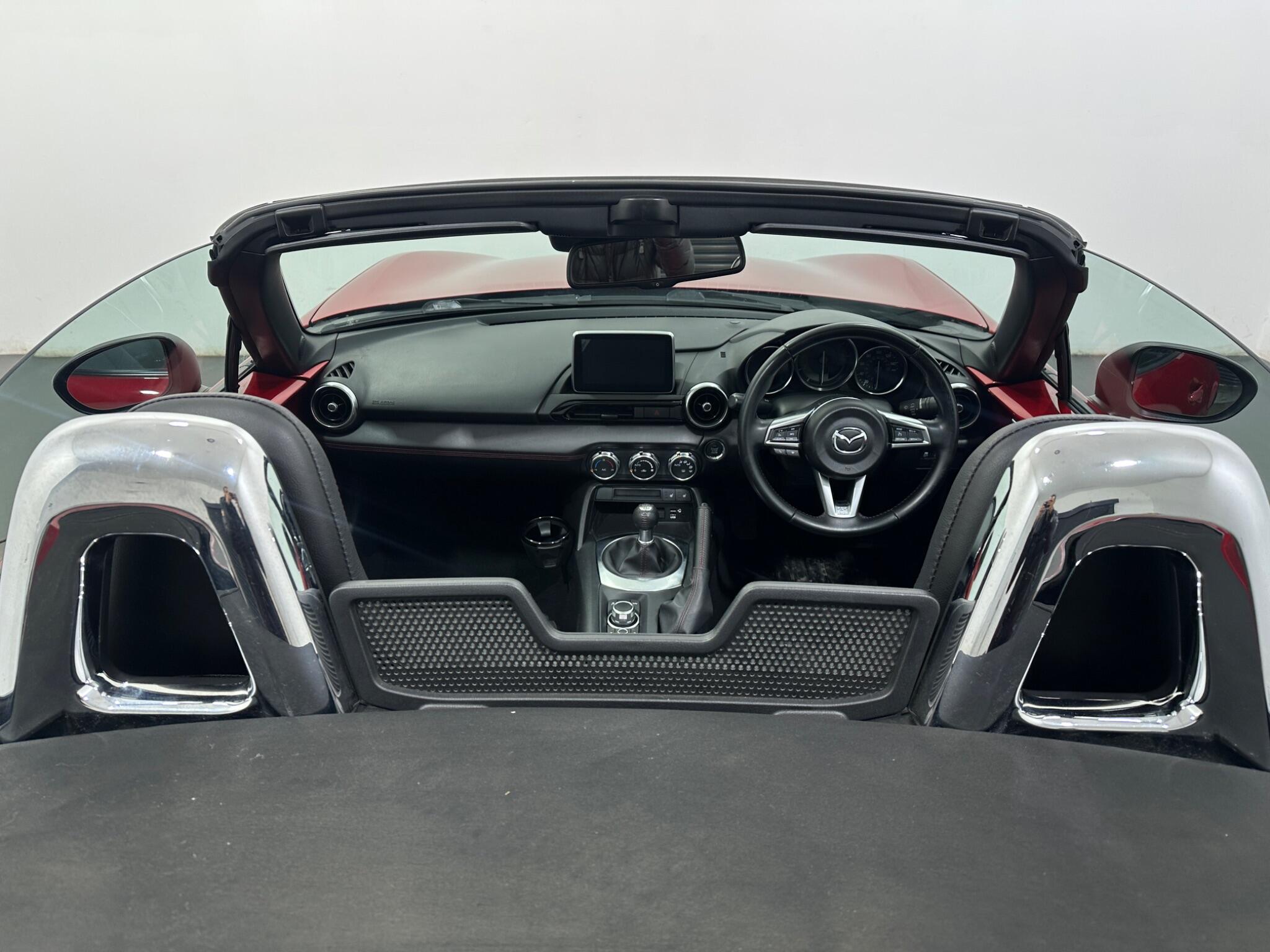 Mazda MX-5 view 19