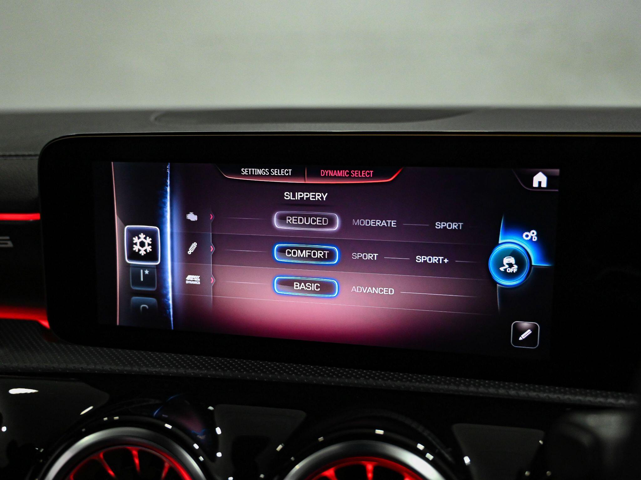 Mercedes-Benz A-Class view 14