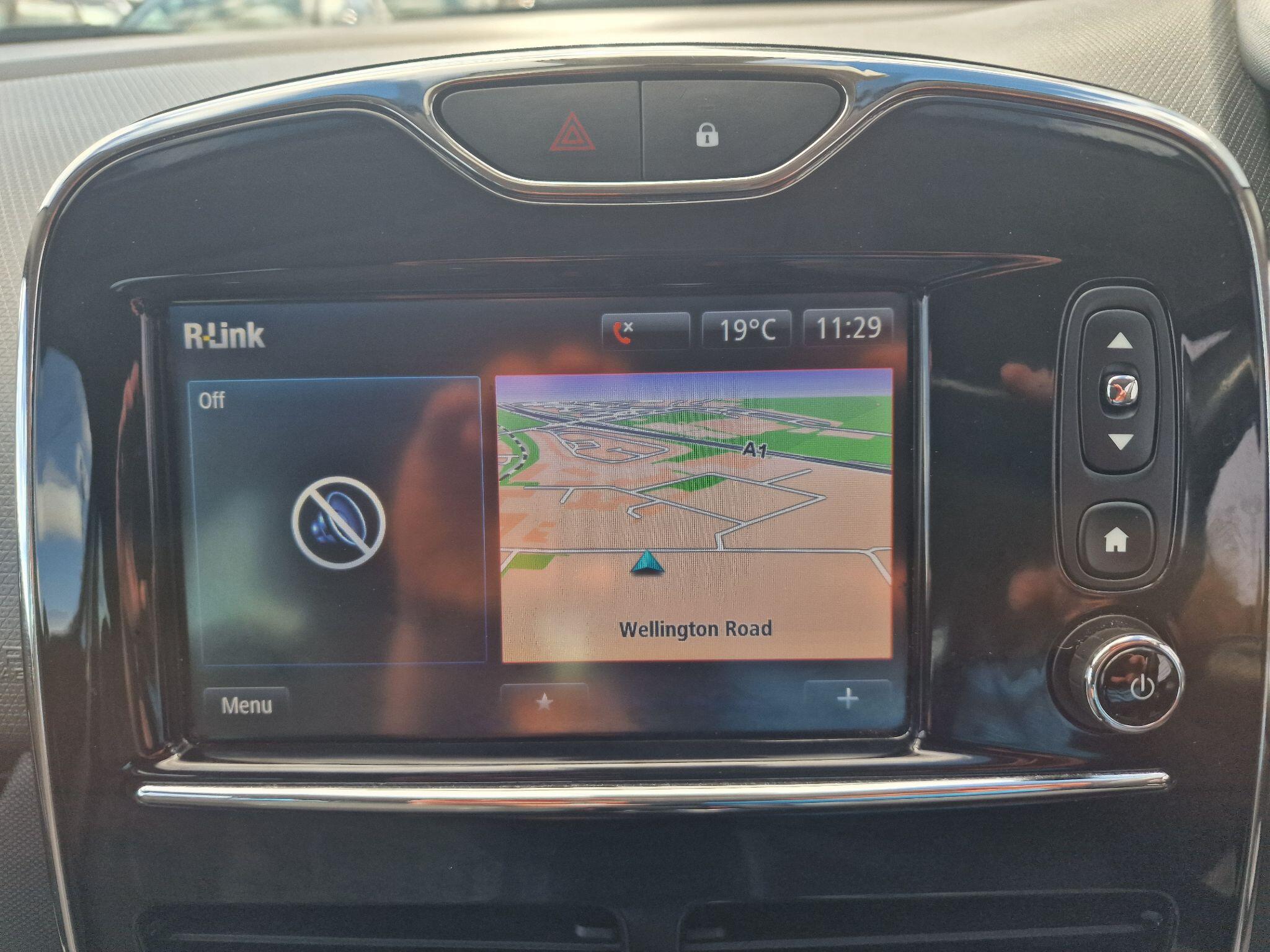 Renault Clio view 62