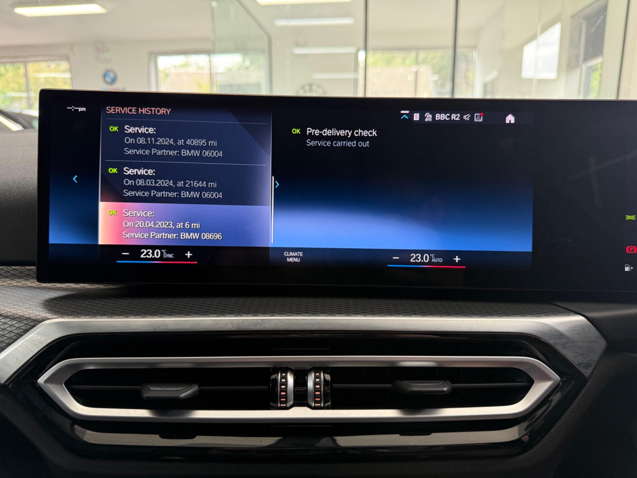 BMW 3 Series view 15