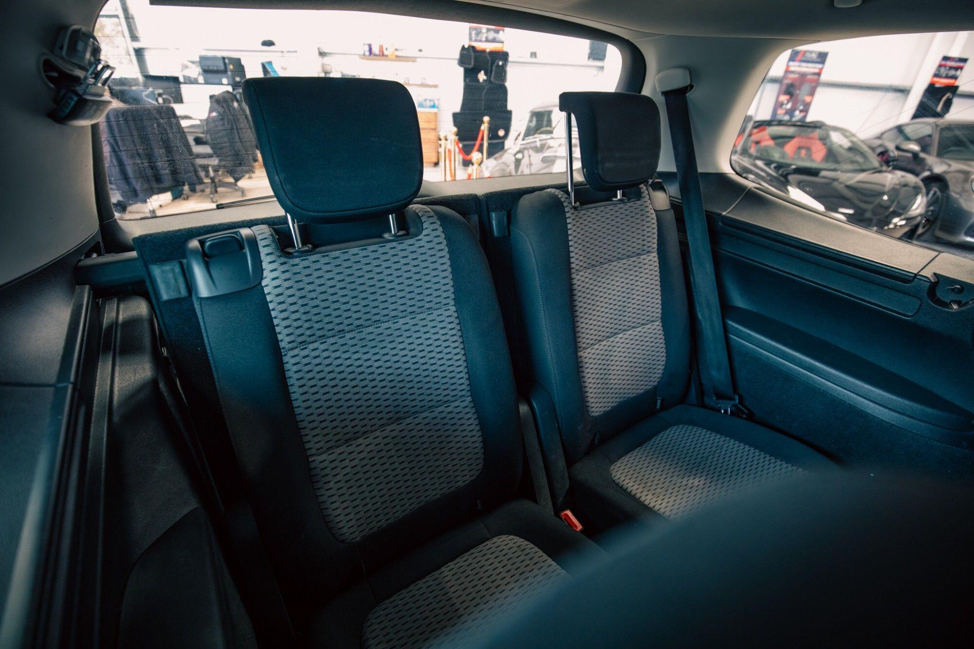 Volkswagen Sharan view 9