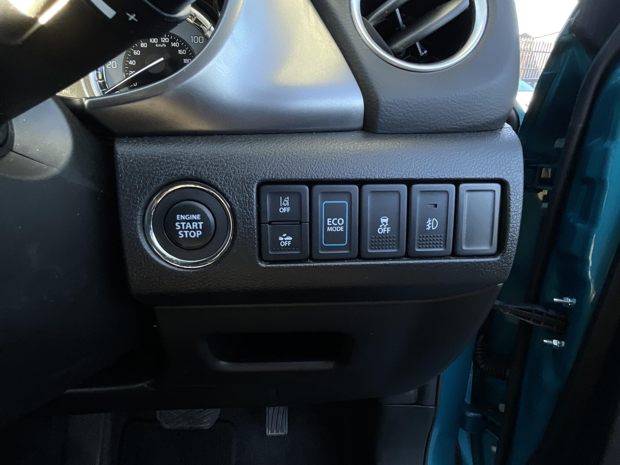 Suzuki Vitara view 33