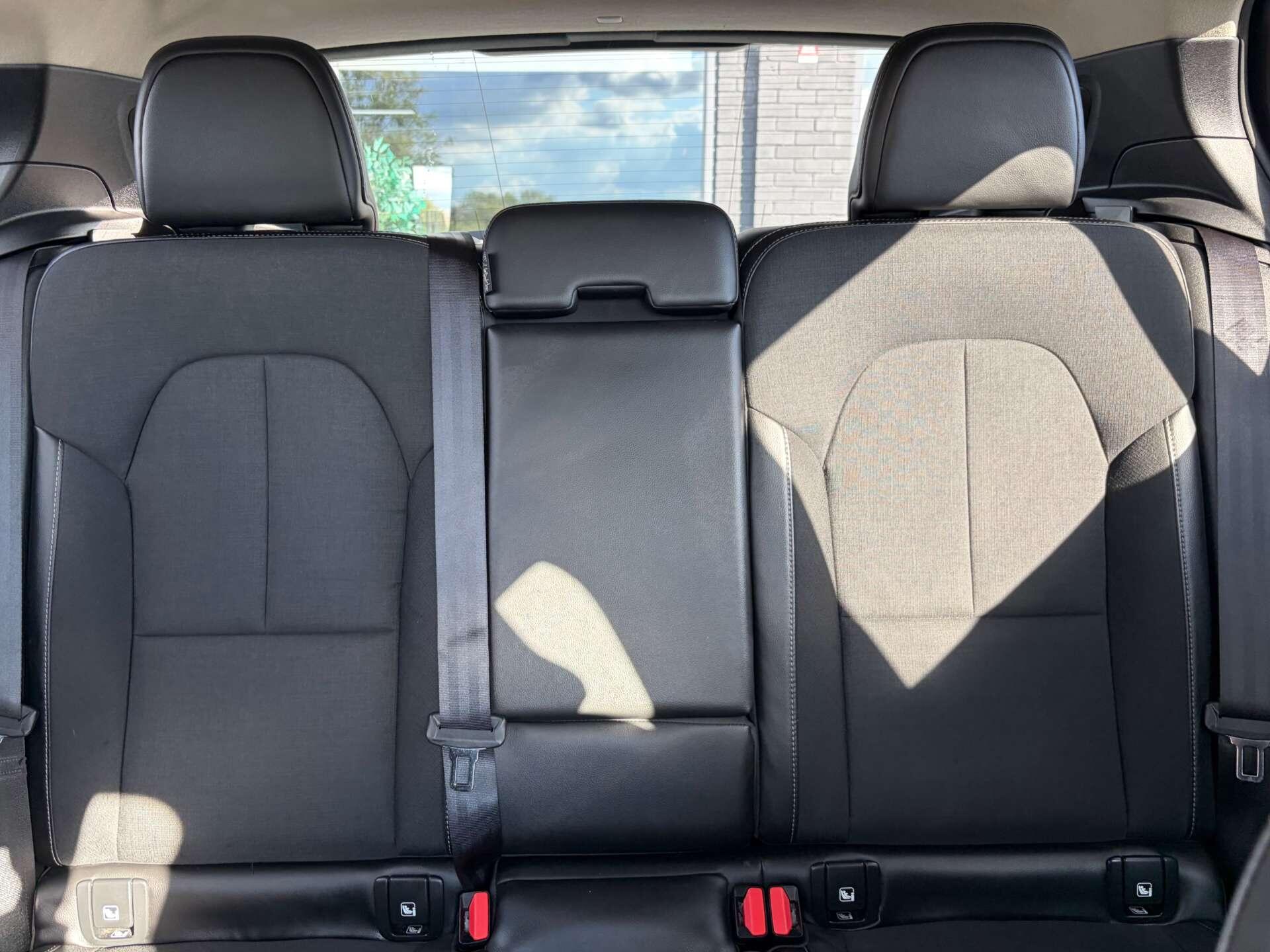 Volvo XC40 view 31