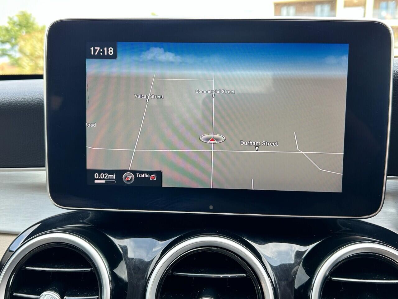 Mercedes-Benz C-Class view 38