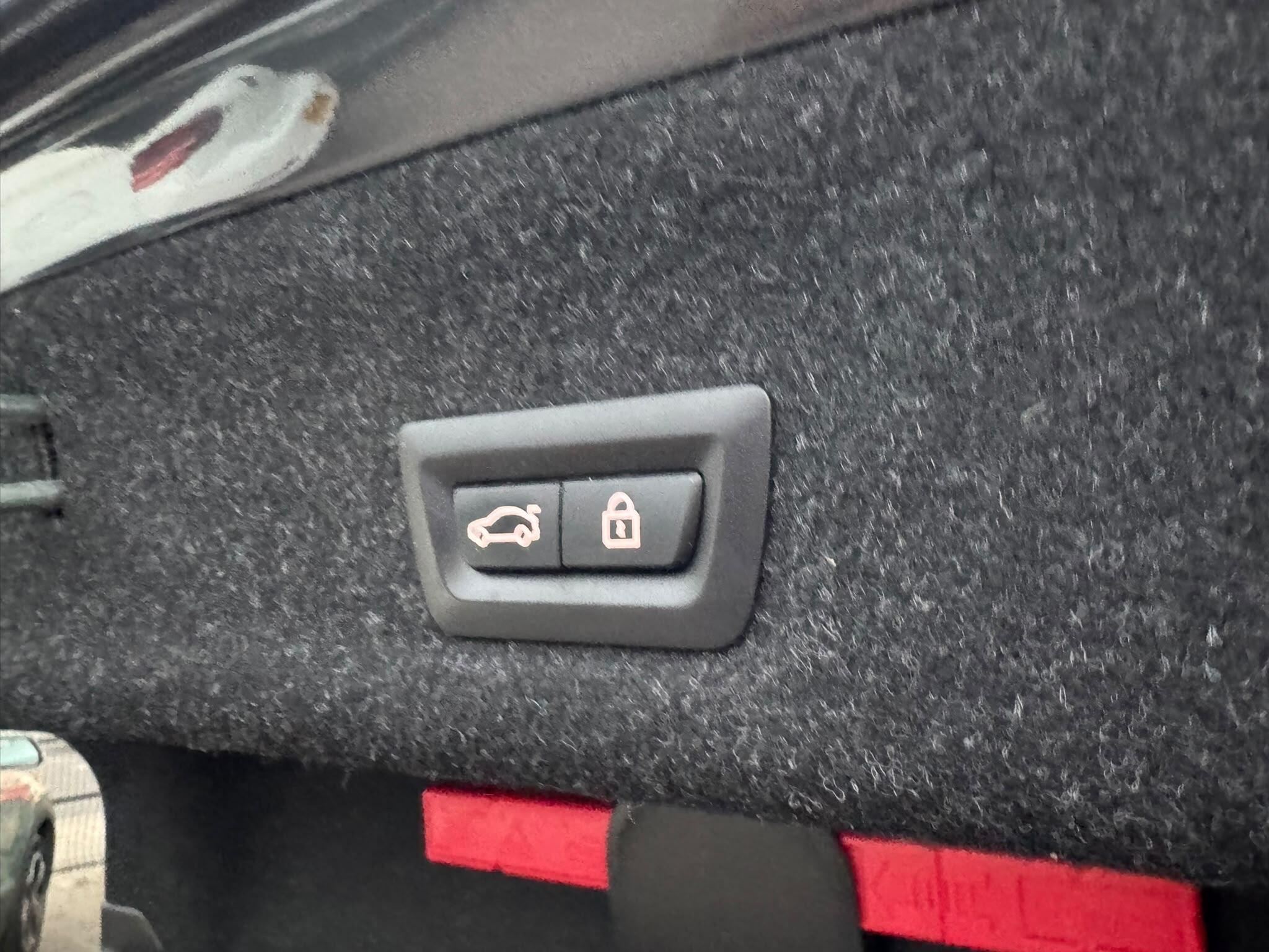 BMW 3 Series view 64