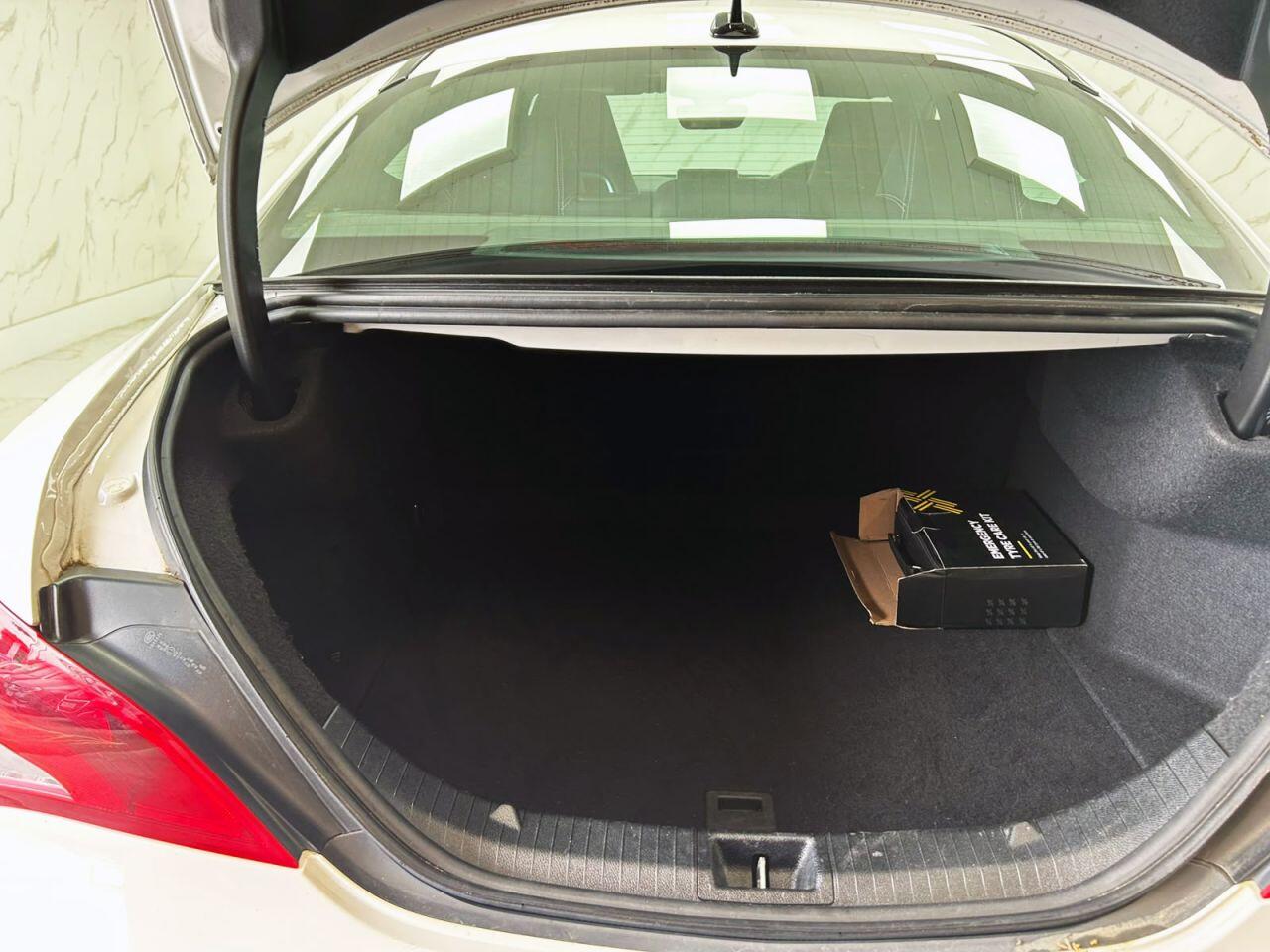 Mercedes-Benz Cla view 21