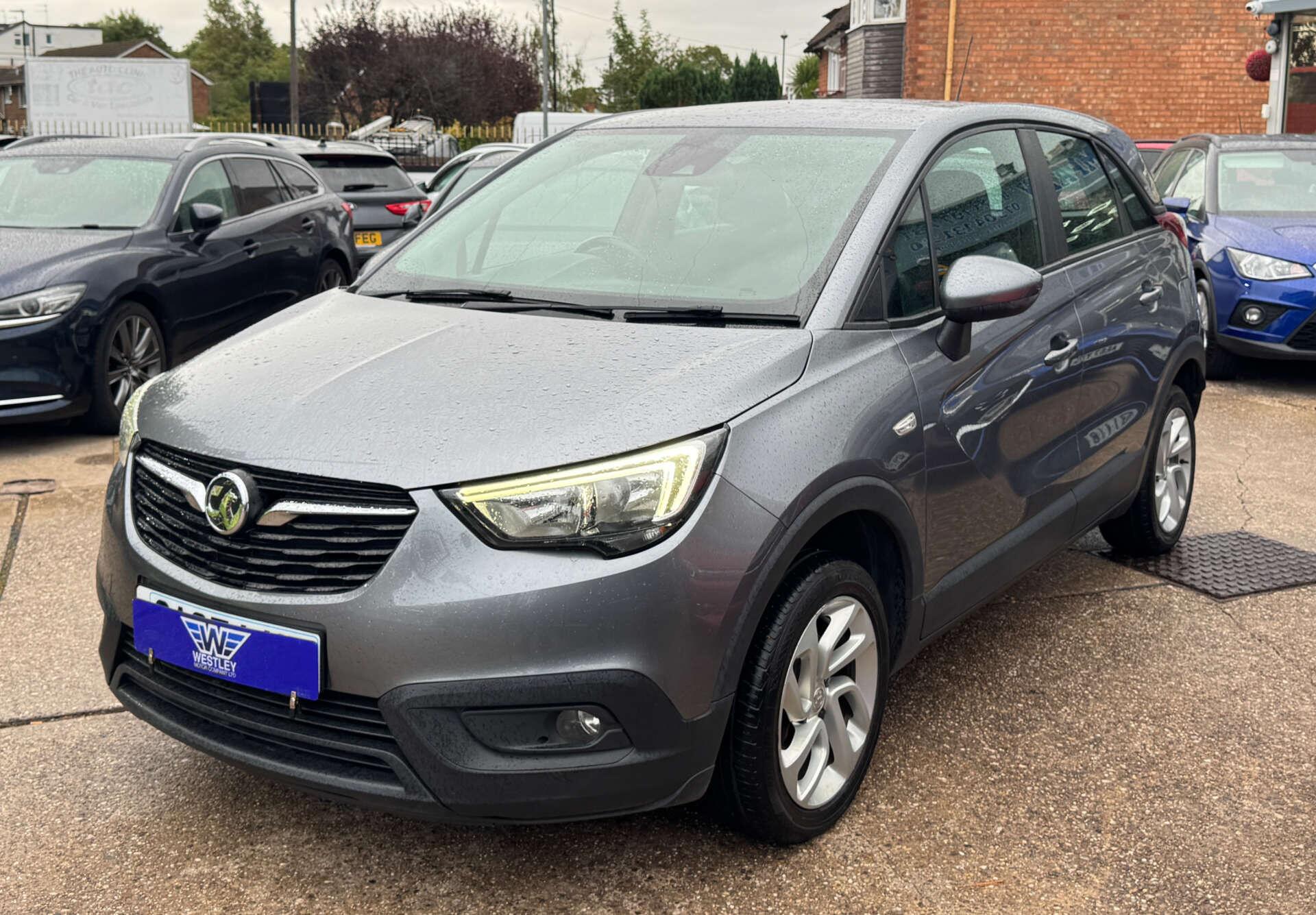 Vauxhall Crossland X view 4