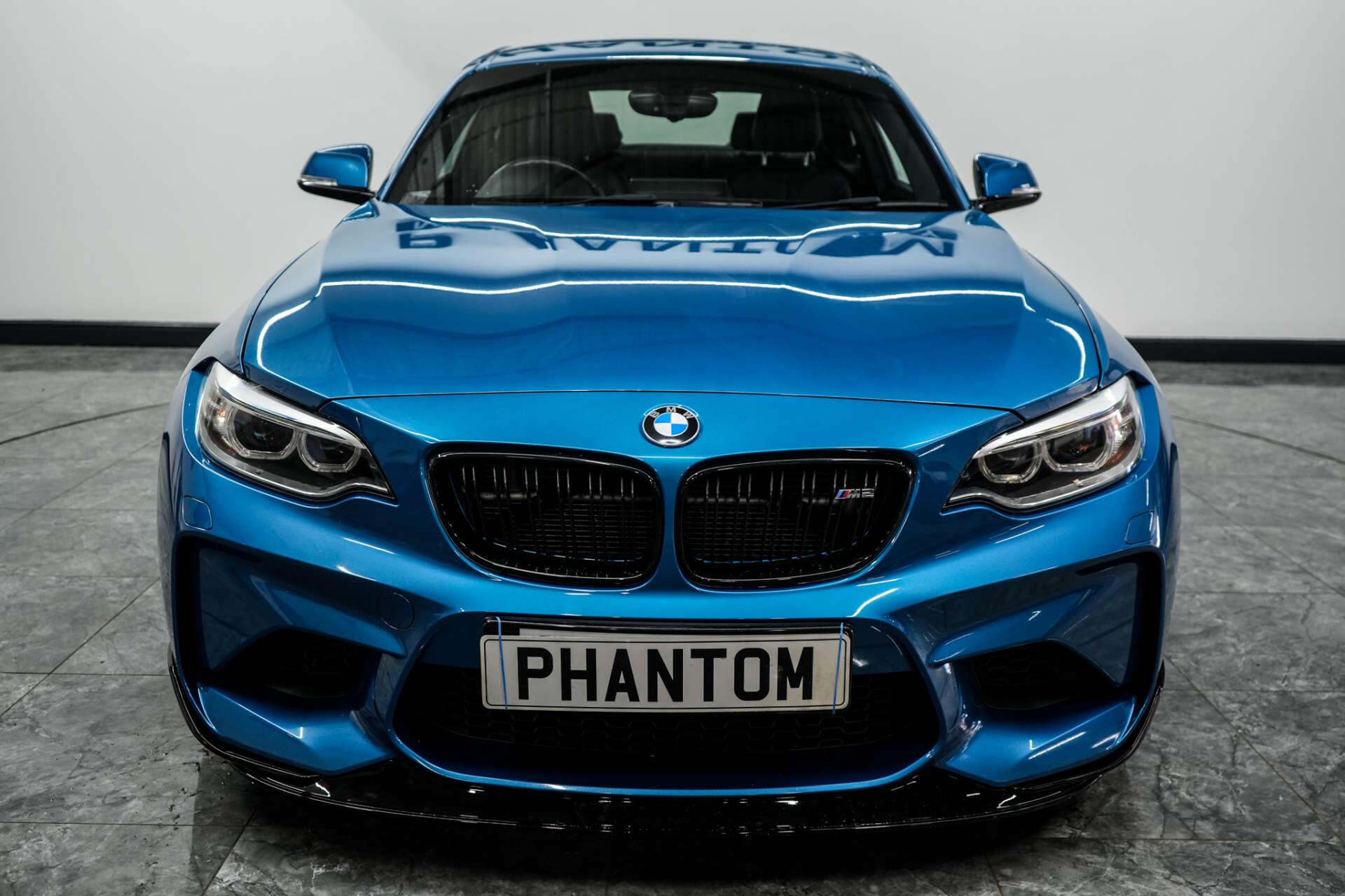 BMW M2 view 5