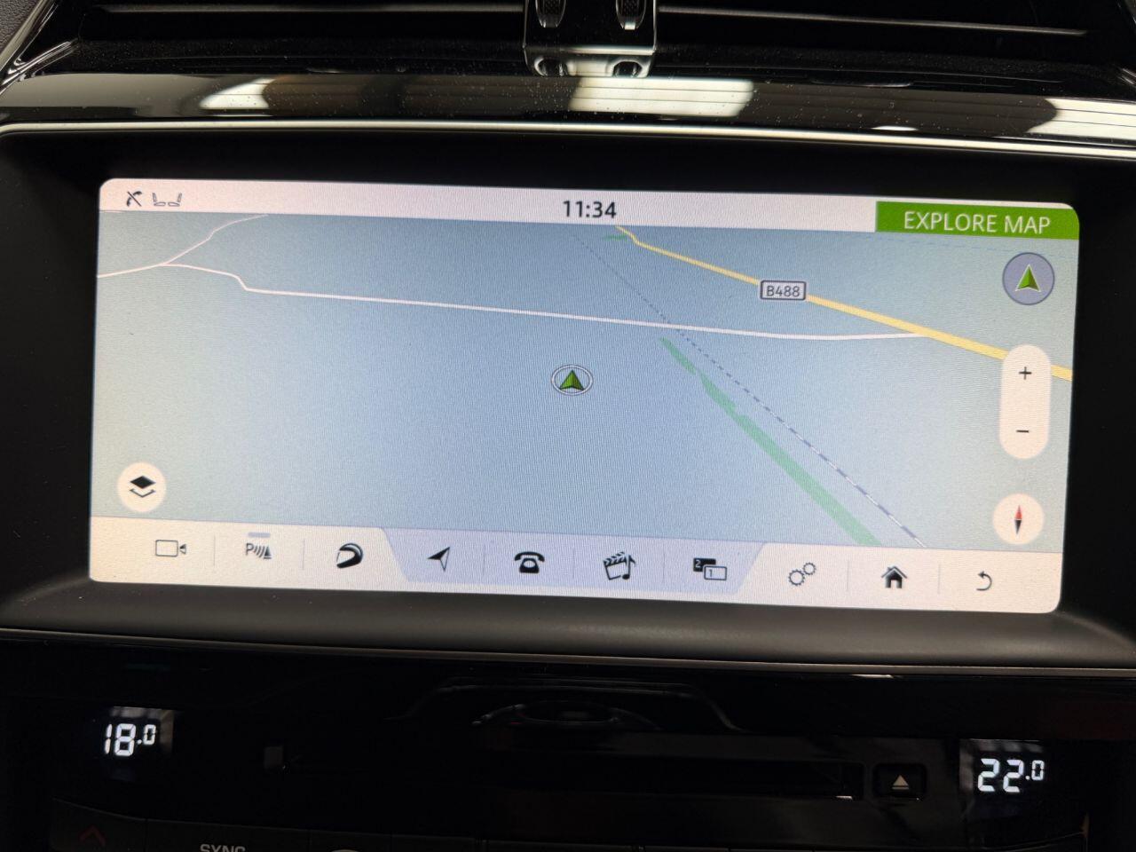 Jaguar F-Pace view 45