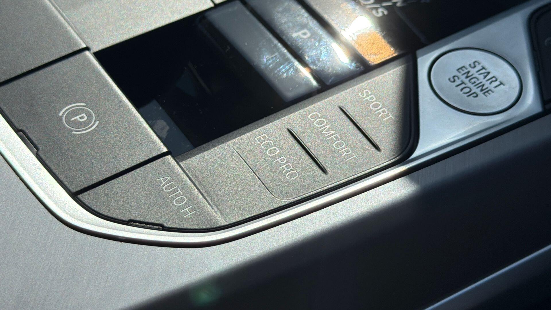 BMW 2 Series view 20