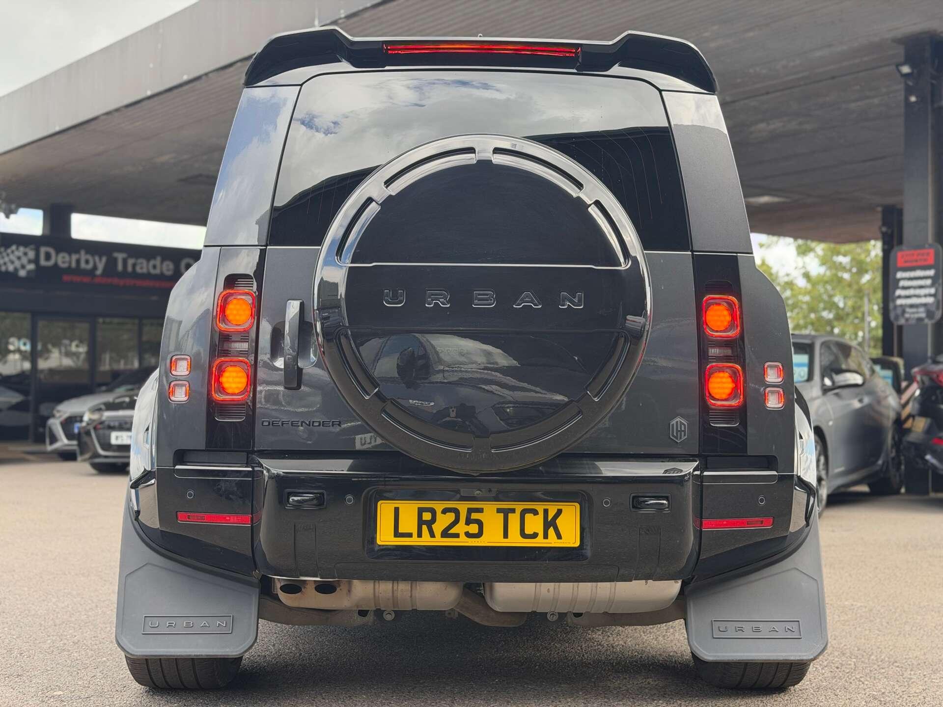 Land Rover Defender view 9
