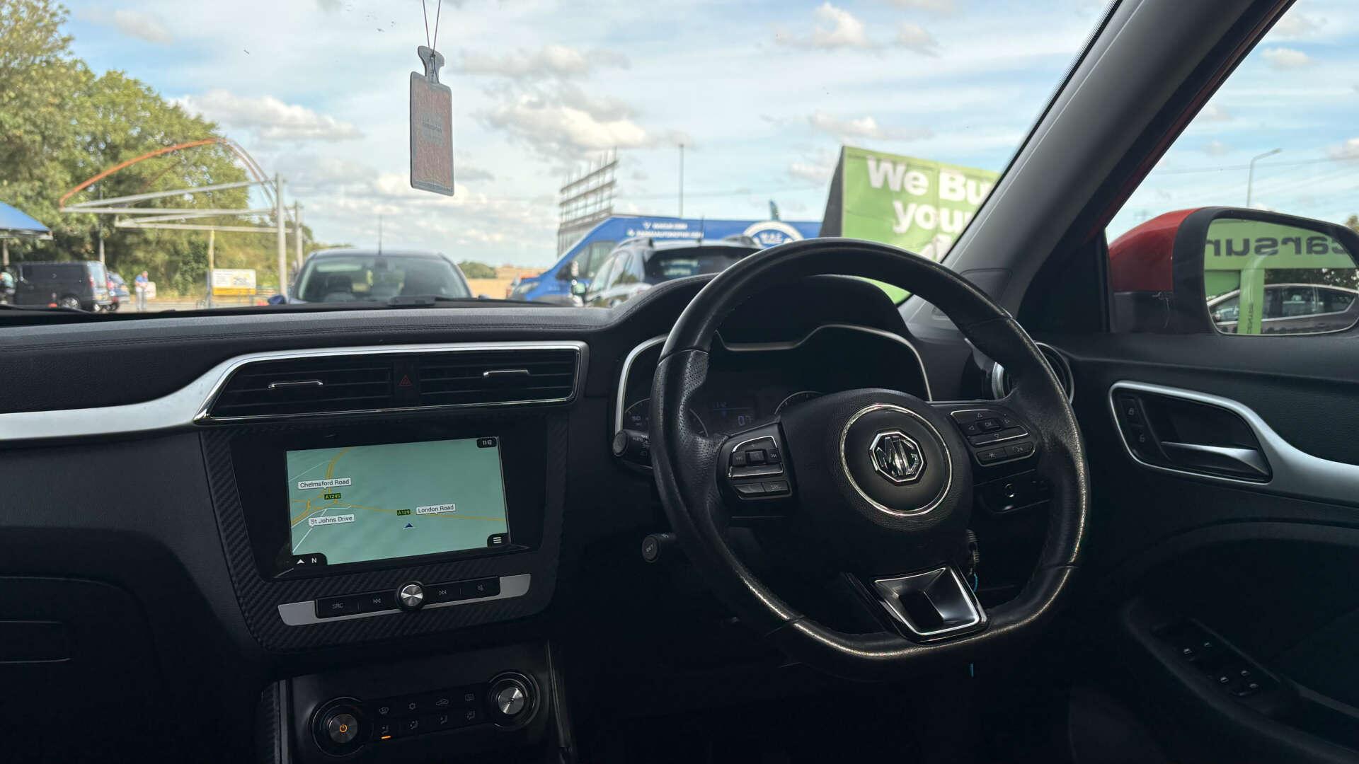 MG ZS view 36