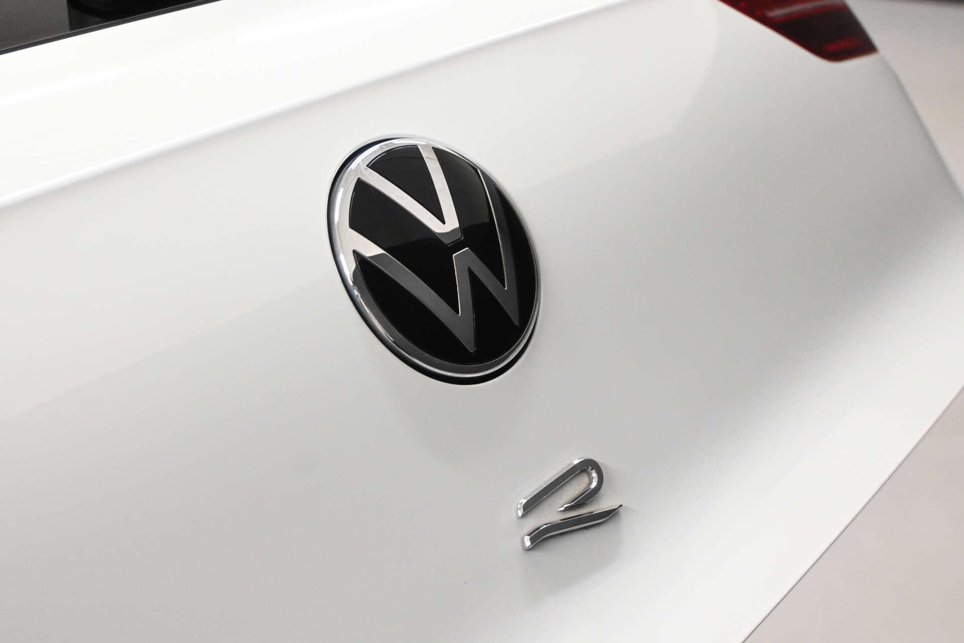 Volkswagen Golf view 16