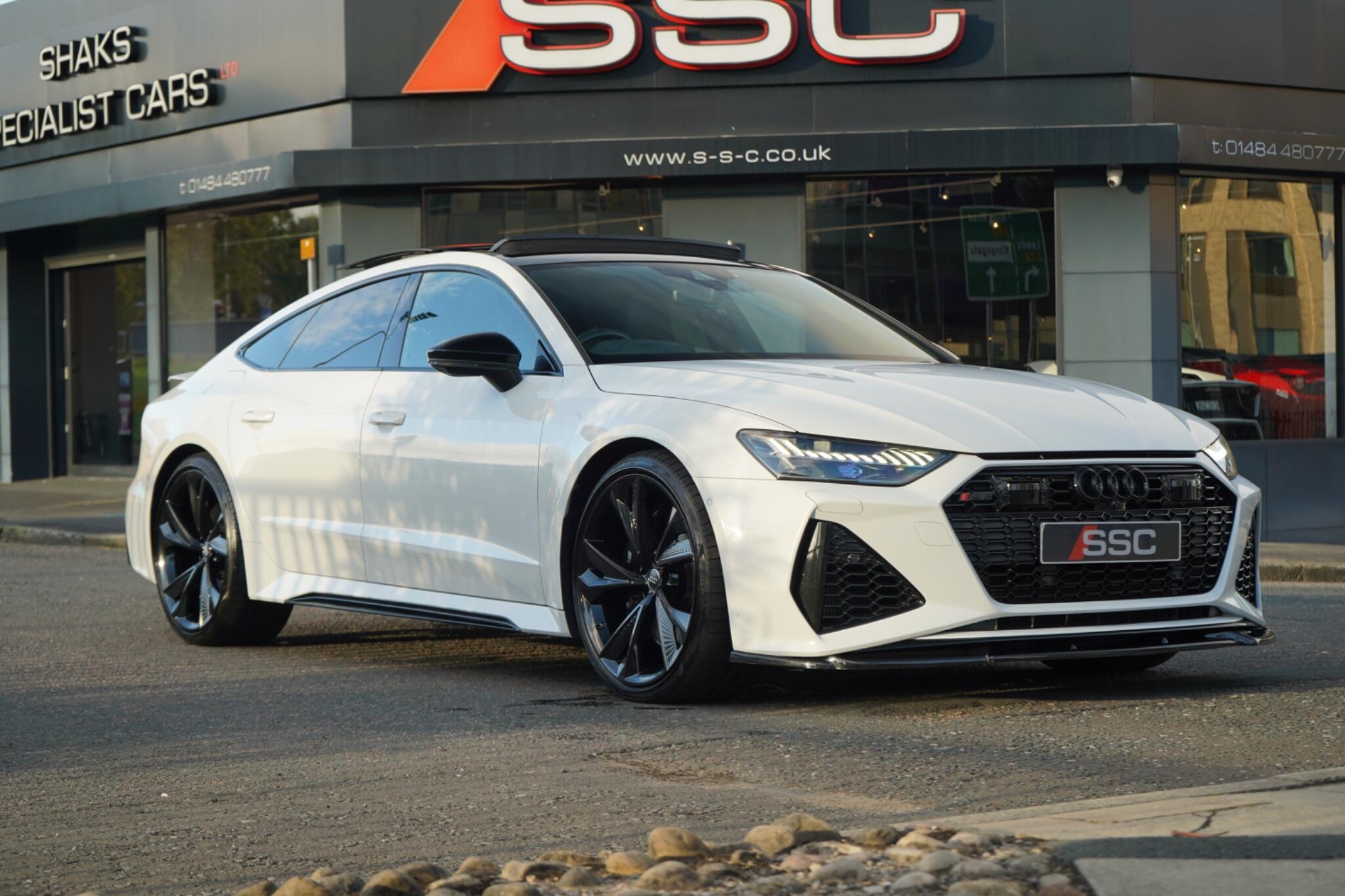 Audi RS7 view 4