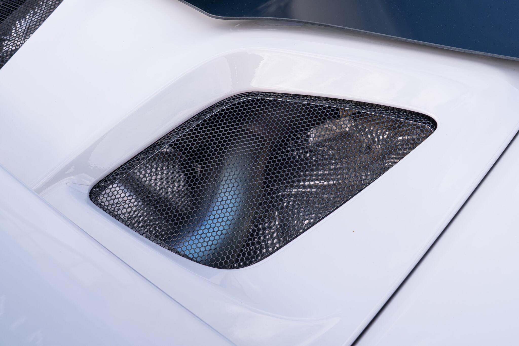 Mclaren 675LT view 18
