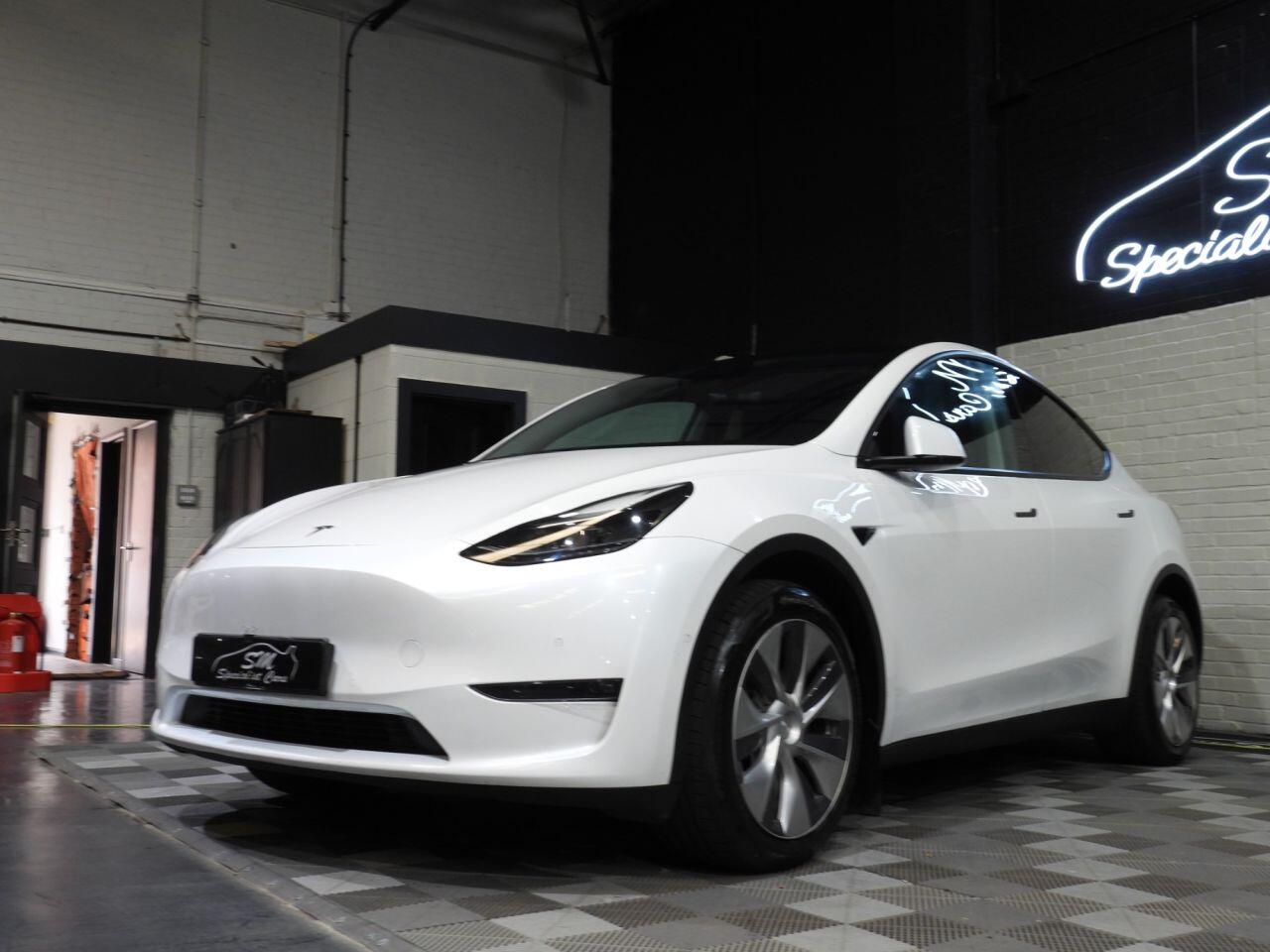 Tesla Model Y view 4