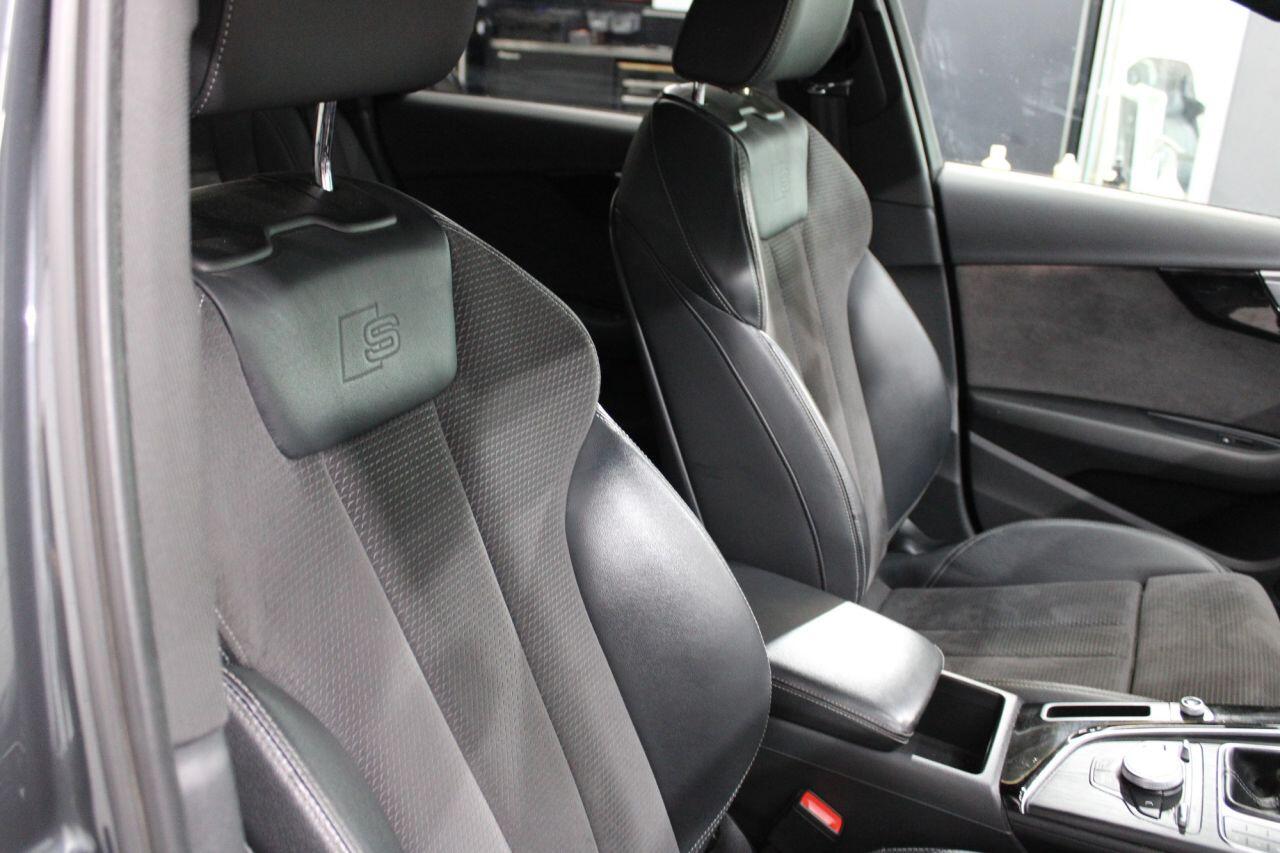 Audi A4 view 12
