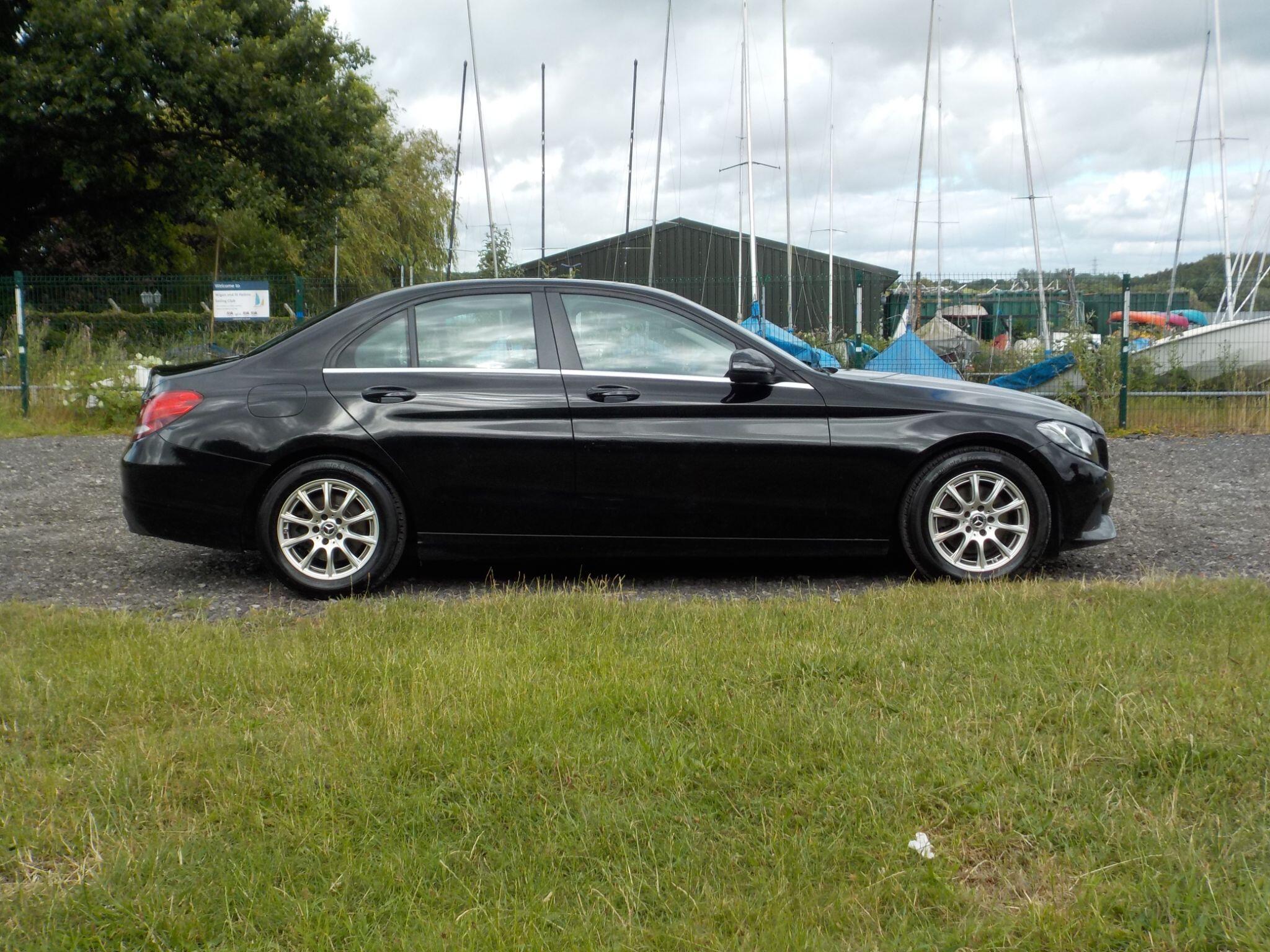 Mercedes-Benz C Class 2.1 C220d SE G-Tronic+ Euro 6 (s/s) 4dr