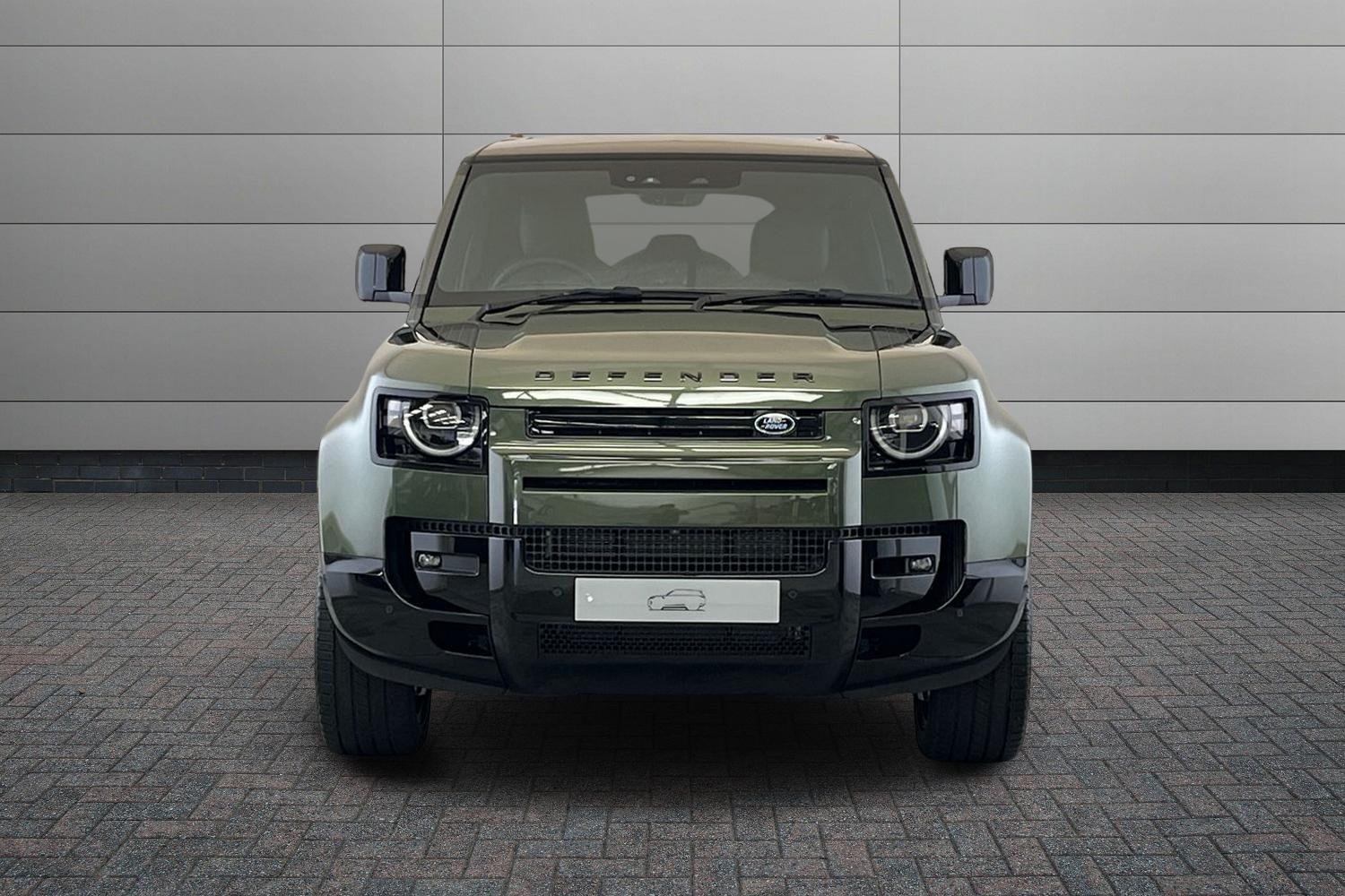 Land Rover Defender view 7
