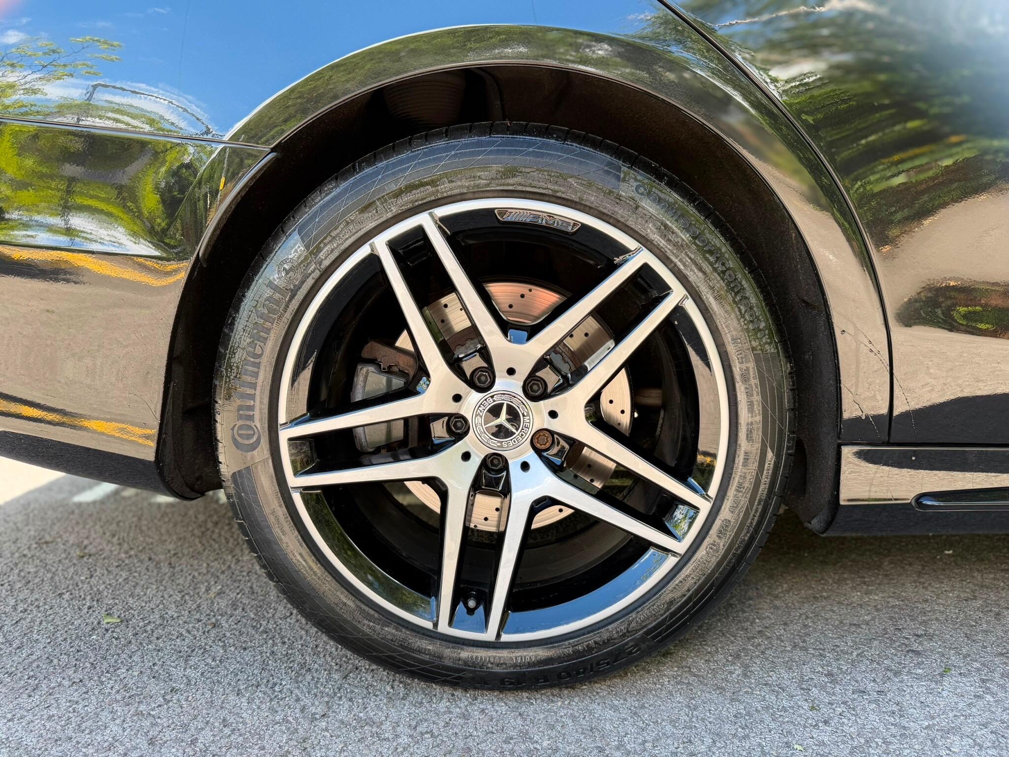 Mercedes-Benz S-Class view 22