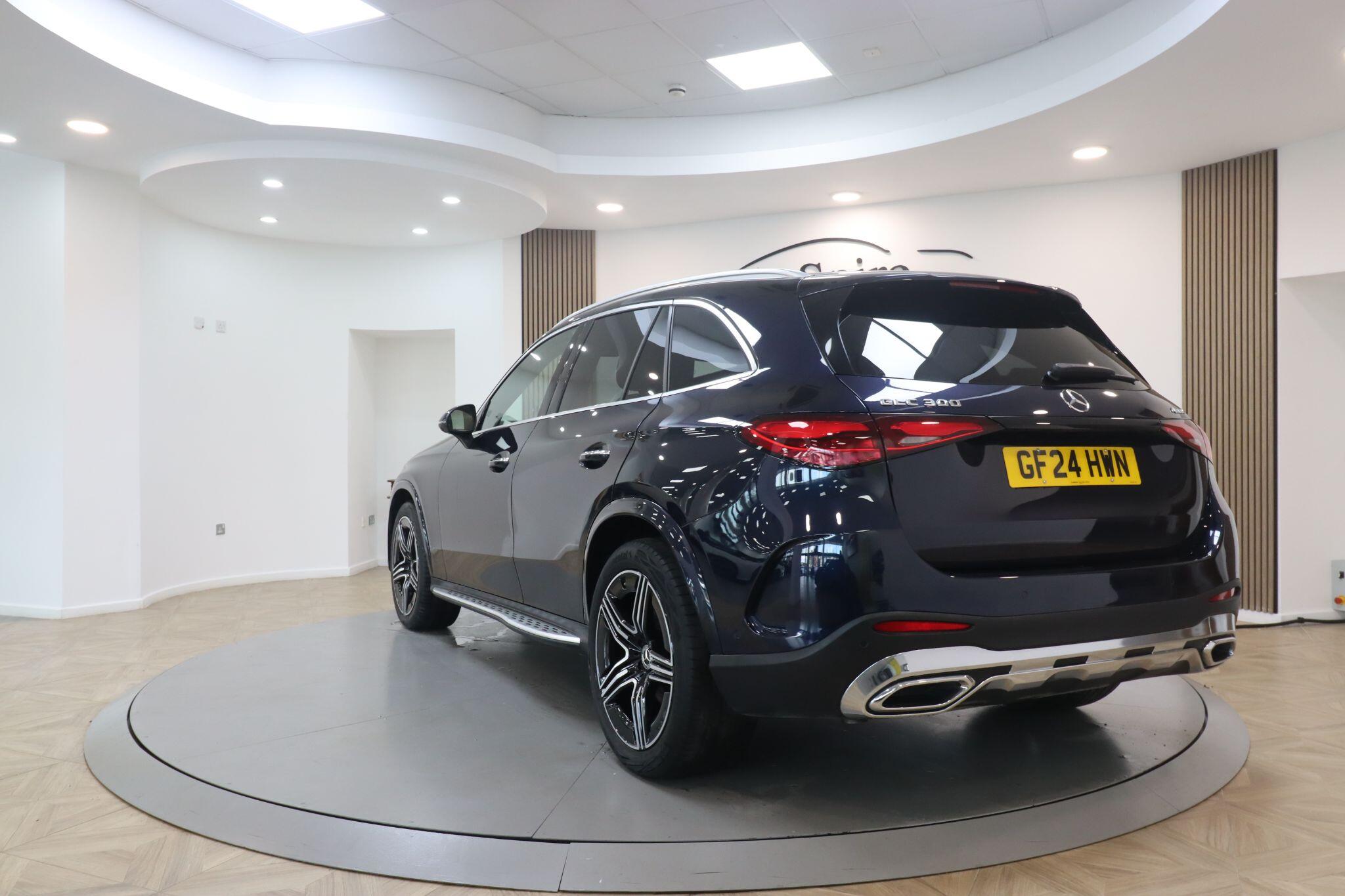 Mercedes-Benz GLC view 8