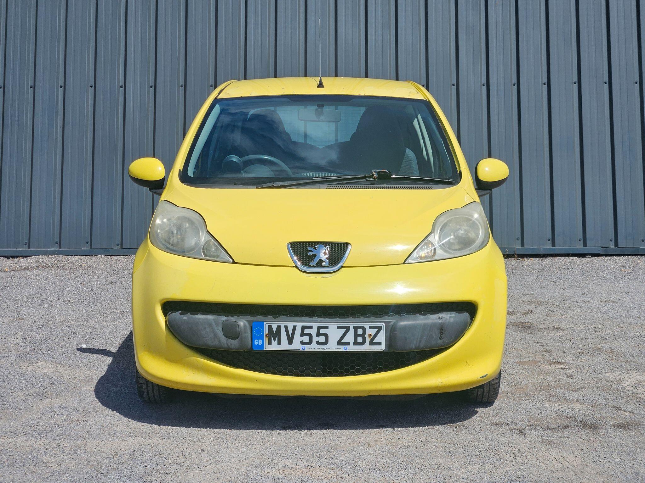 2005 Peugeot 107 image 2