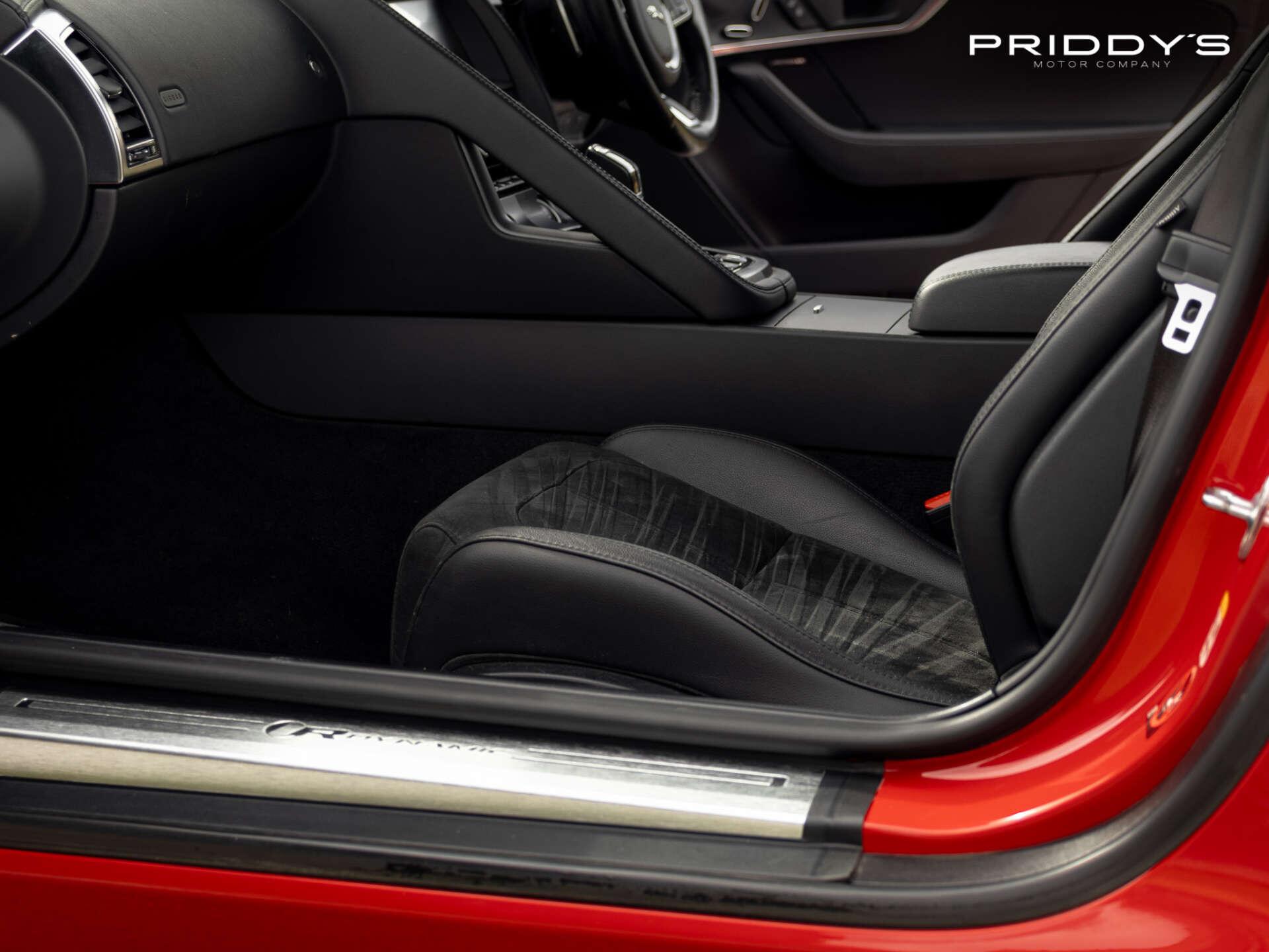 Jaguar F-Type view 17