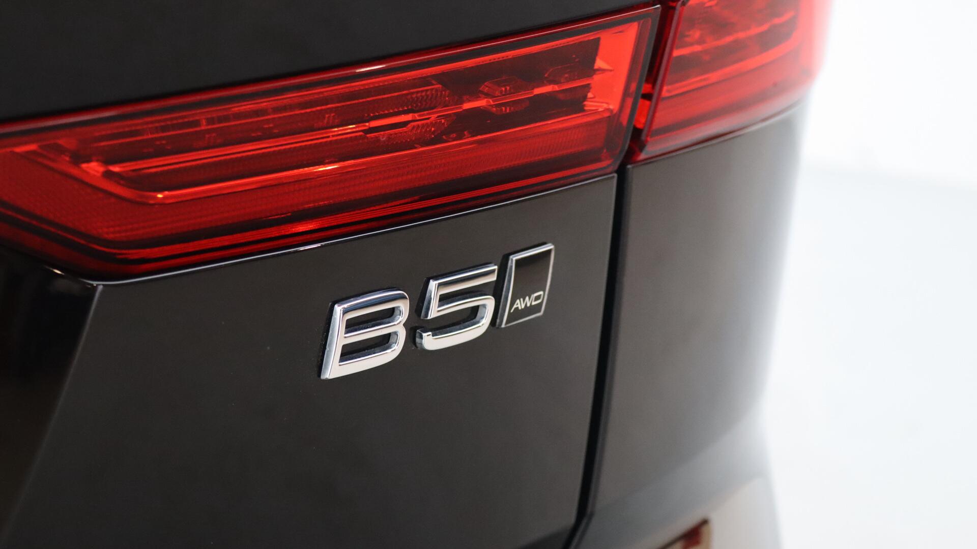 Volvo XC60 view 41