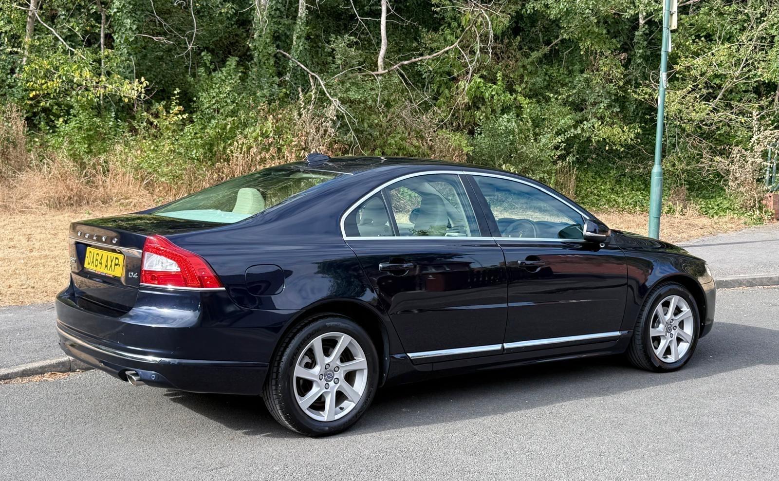 Volvo S80 view 24
